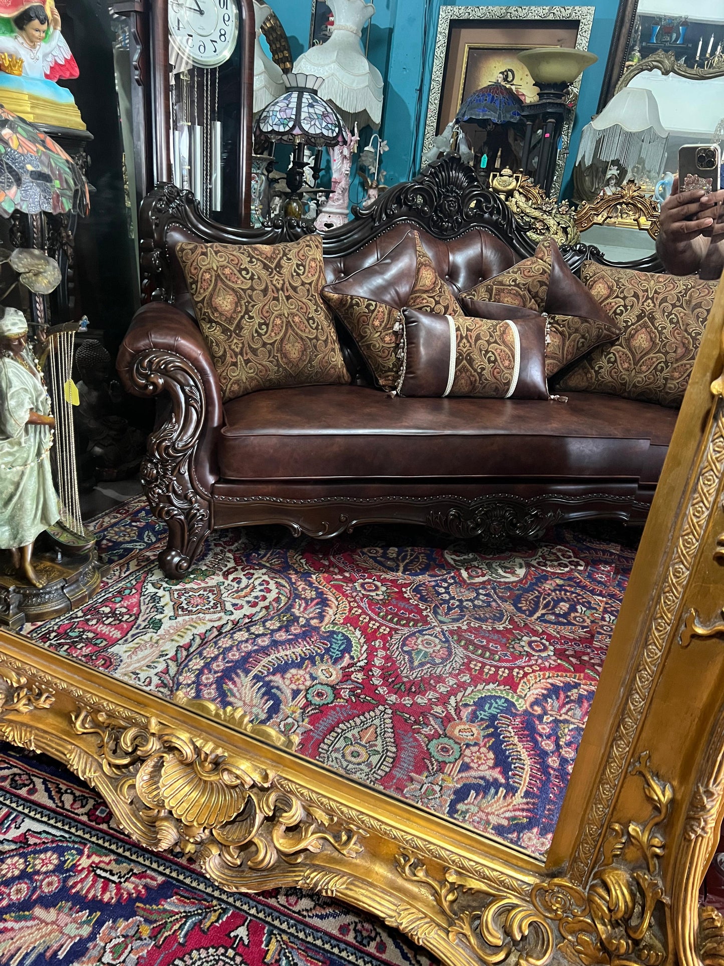 🛋️ Sofa Palencia de Furniture of America - Elegancia y Estilo Clásico para tu Hogar 🛋️