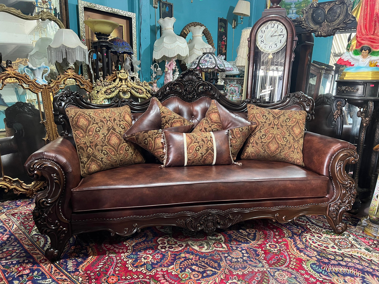 🛋️ Sofa Palencia de Furniture of America - Elegancia y Estilo Clásico para tu Hogar 🛋️