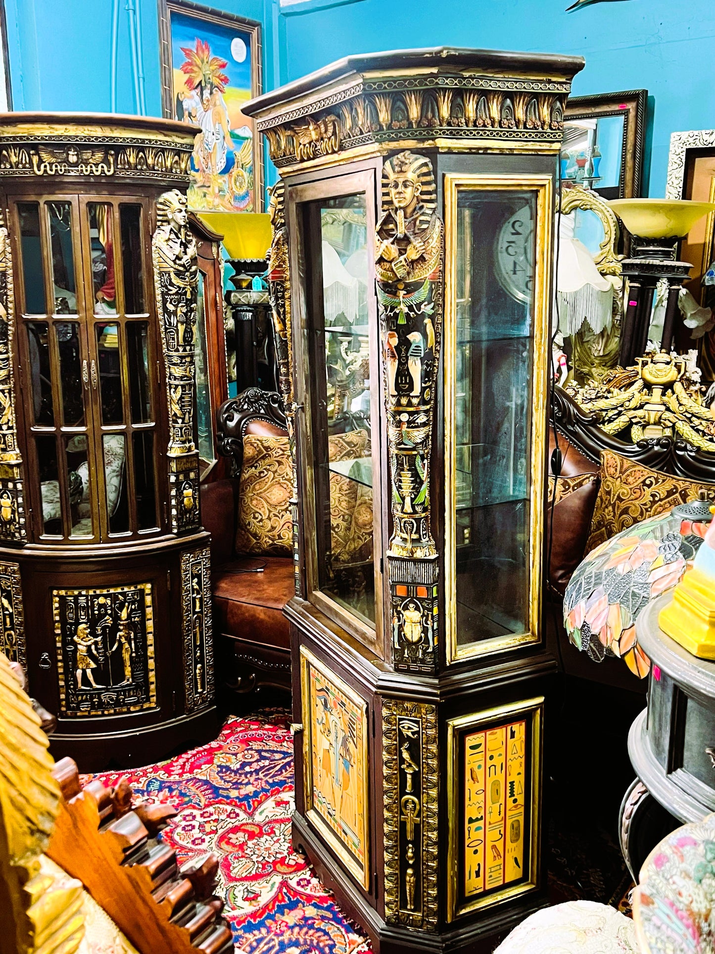 🐪🔱🐪Vitrina Egipcia en Venta, Un Tesoro Exotico para tu Hogar🐪🔱🐪