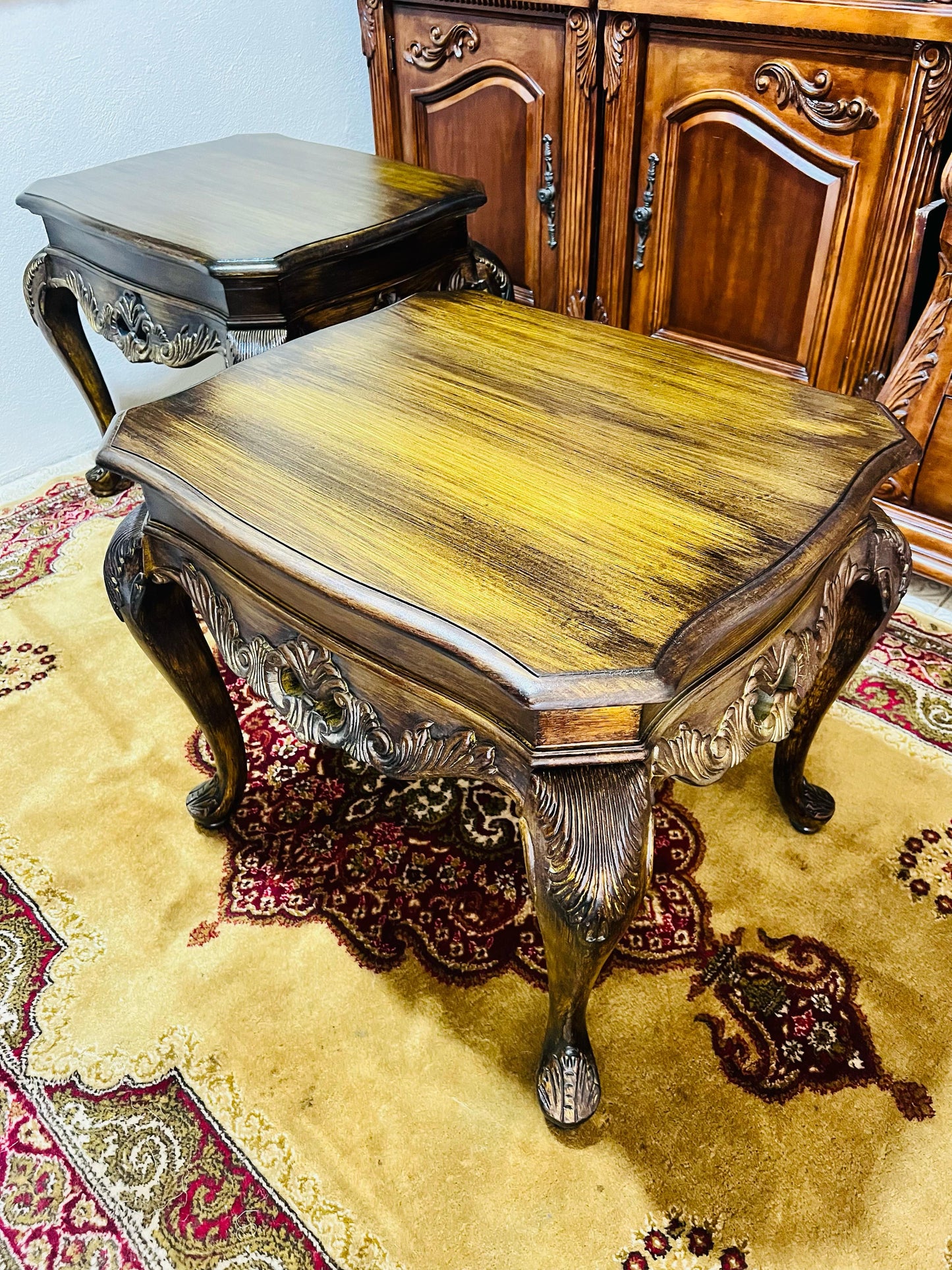 ✨ ¡Exclusivo Juego de Mesas de Madera Con Decoracion Tallada a Mano! ✨