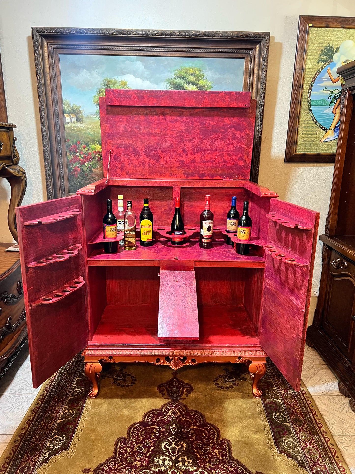 🍾✨¡Licorera Antigua, una pieza de auténtica elegancia y valor histórico! ✨🍾