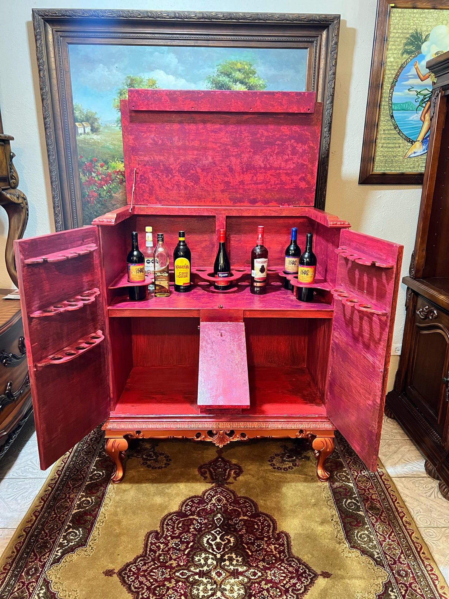 🍾✨¡Licorera Antigua, una pieza de auténtica elegancia y valor histórico! ✨🍾