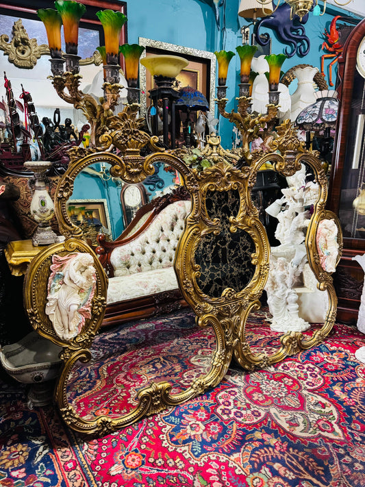 🩷🪞 Espejo Antiguo Estilo Italiano – “Romeo y Julieta” en Relieve Dorado 🪞🩷