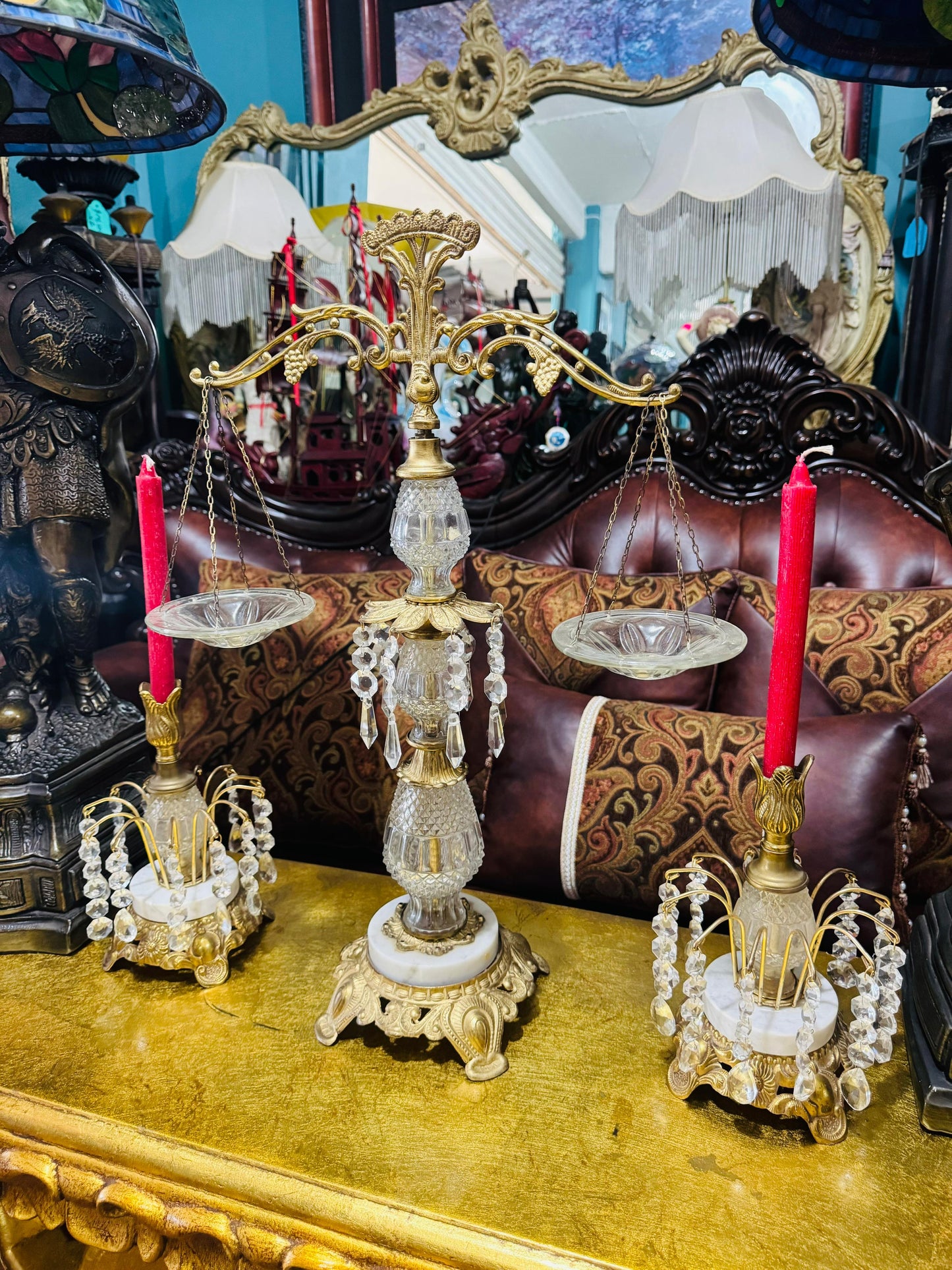 🕯️⚖️ Decorative Brass Set with Crystals – Vintage Scales and Candlesticks⚖️🕯️