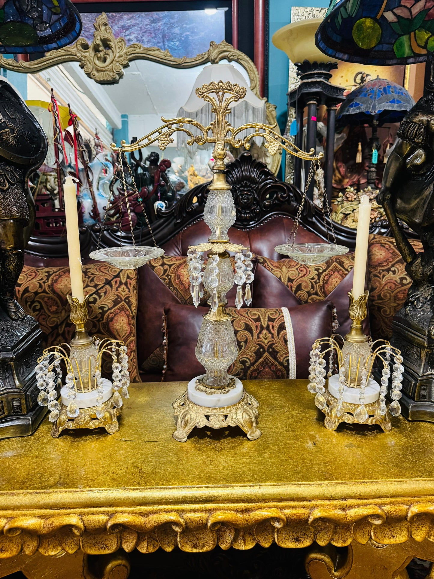 🕯️⚖️ Decorative Brass Set with Crystals – Vintage Scales and Candlesticks⚖️🕯️