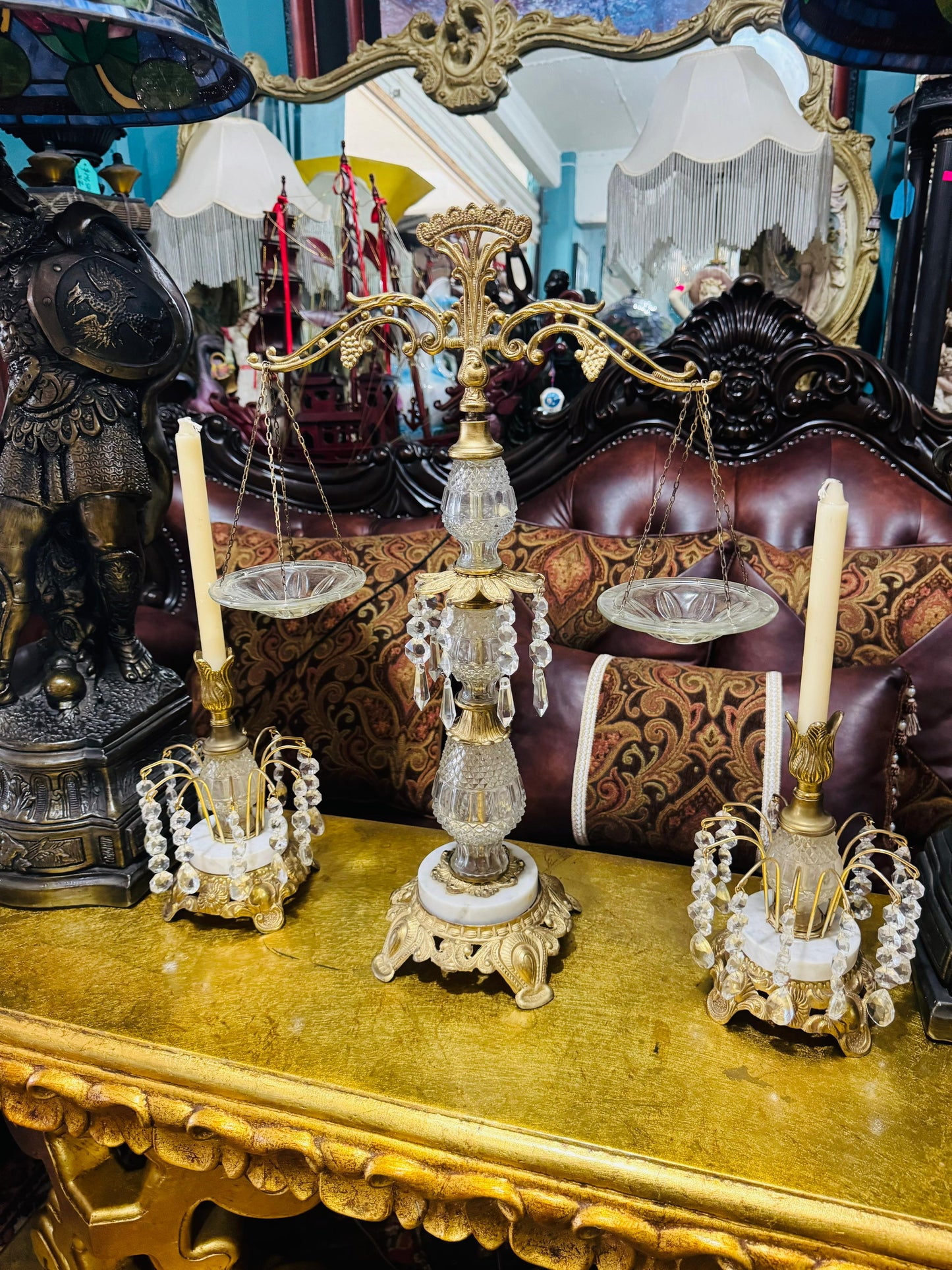🕯️⚖️ Decorative Brass Set with Crystals – Vintage Scales and Candlesticks⚖️🕯️