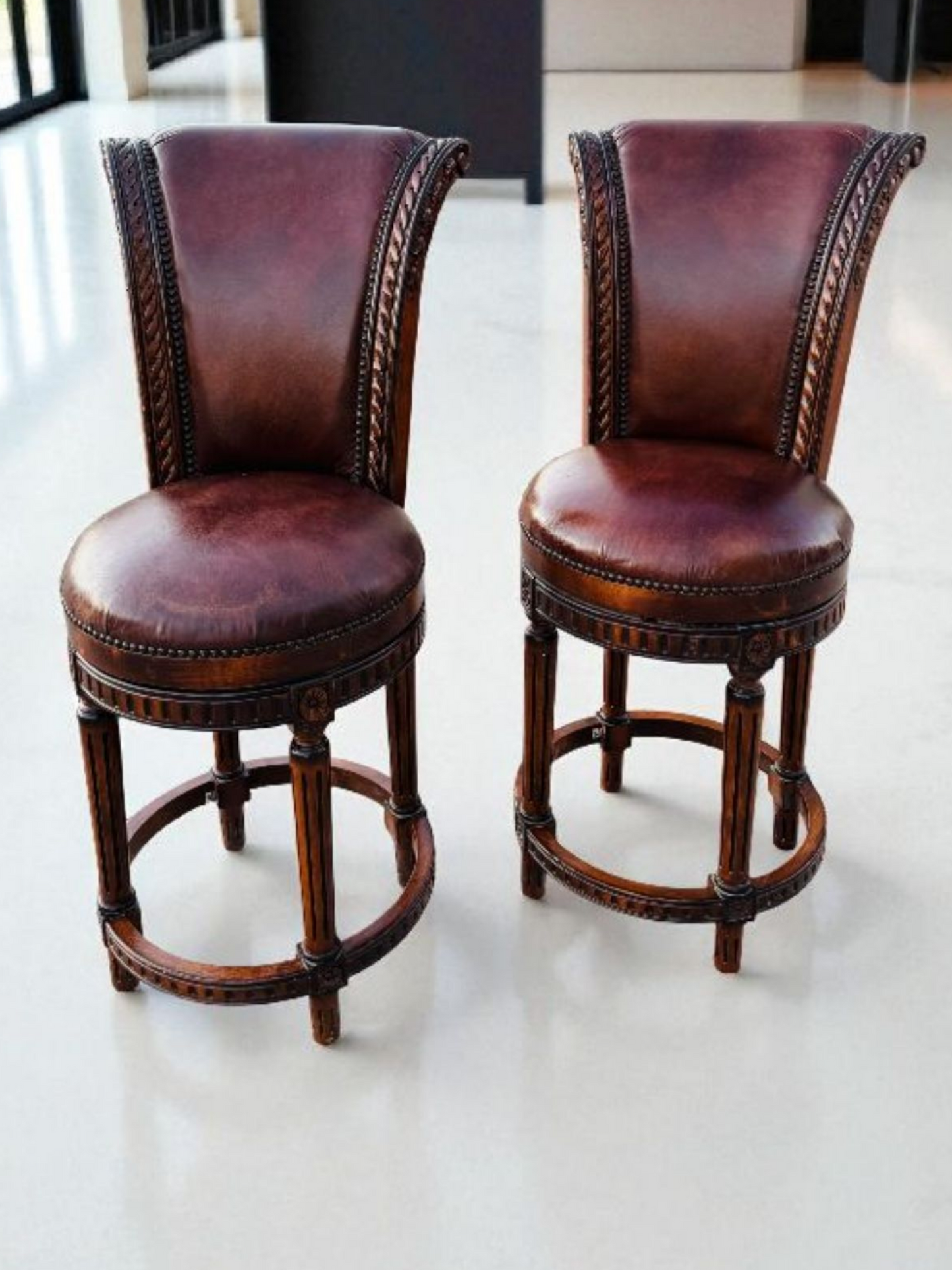 🪑🪑🪑🪑 Juego de 4 Bancos Vintage Giratorios De Madera 🪑🪑🪑🪑