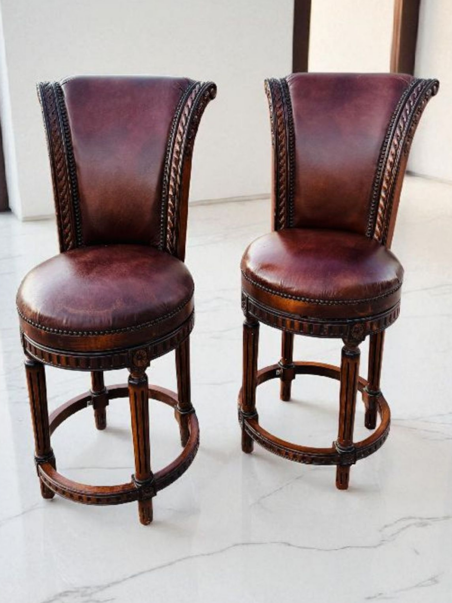🪑🪑🪑🪑 Juego de 4 Bancos Vintage Giratorios De Madera 🪑🪑🪑🪑