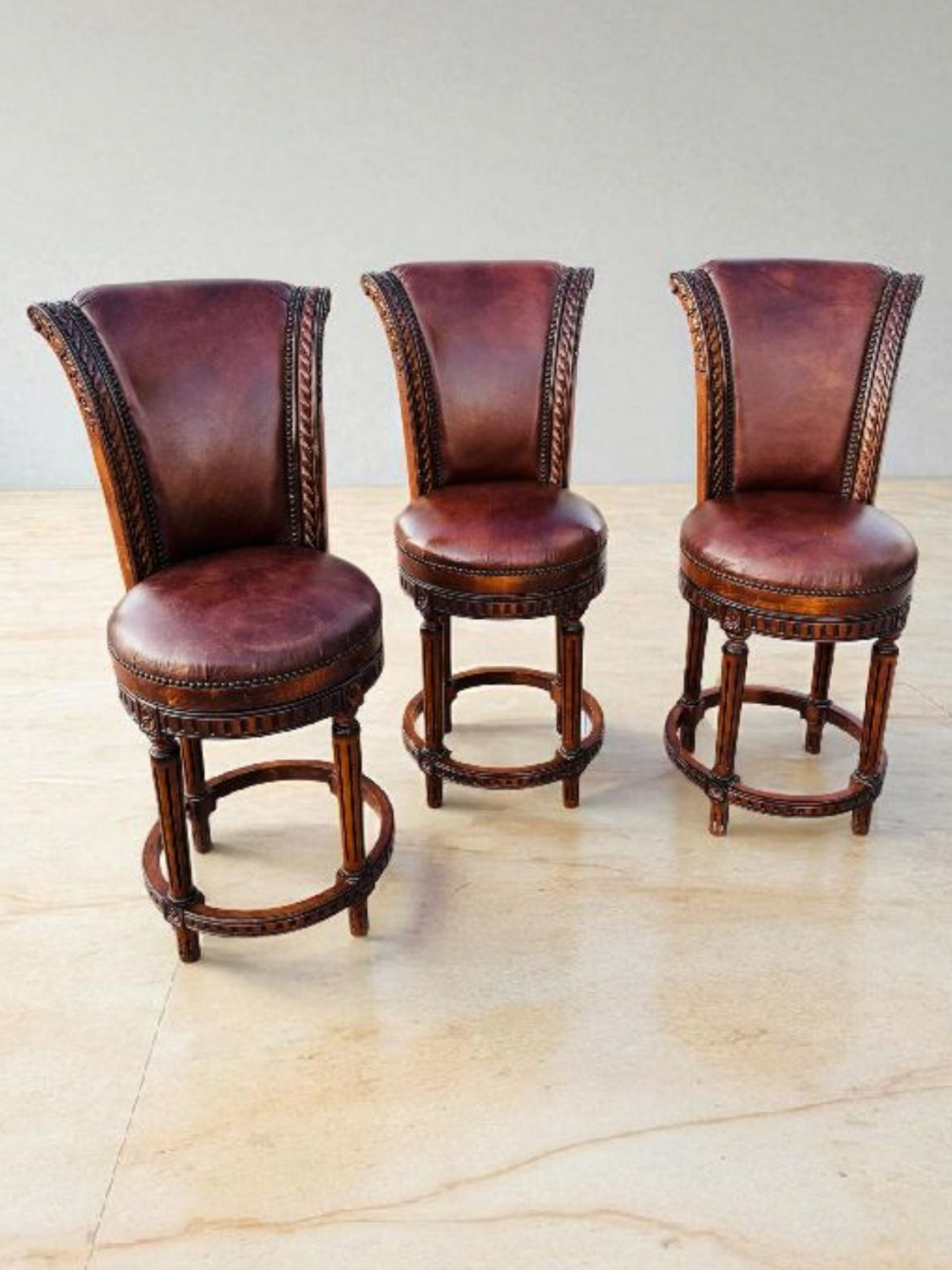 🪑🪑🪑🪑 Juego de 4 Bancos Vintage Giratorios De Madera 🪑🪑🪑🪑