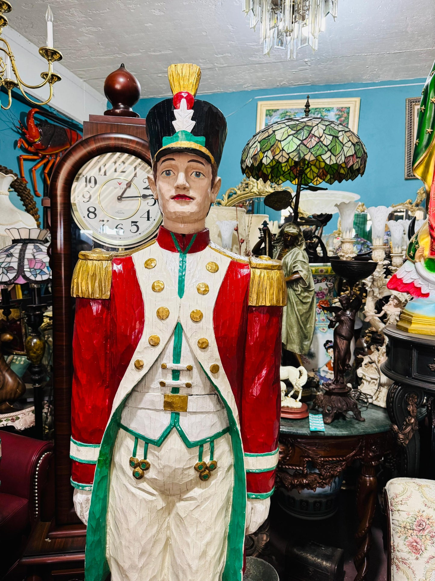 🎄❄️🎄 Soldados Navideños Nutcracker – Par Monumental en Resina Fundida Pintados a Mano 🎄❄️🎅