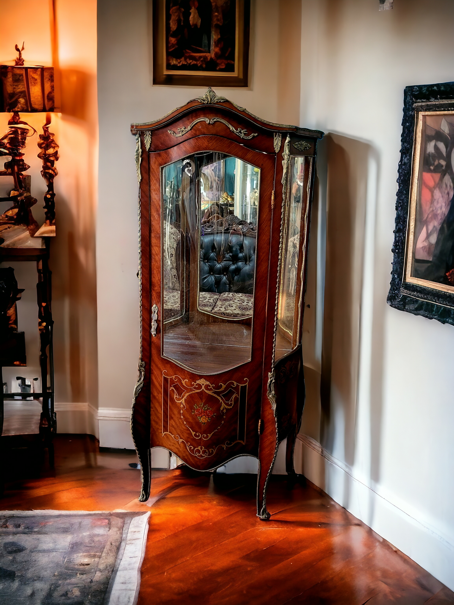 🏰🇫🇷 Vitrina Estilo Francés - Exclusiva en Rosarito Antiques 🇫🇷🏰
