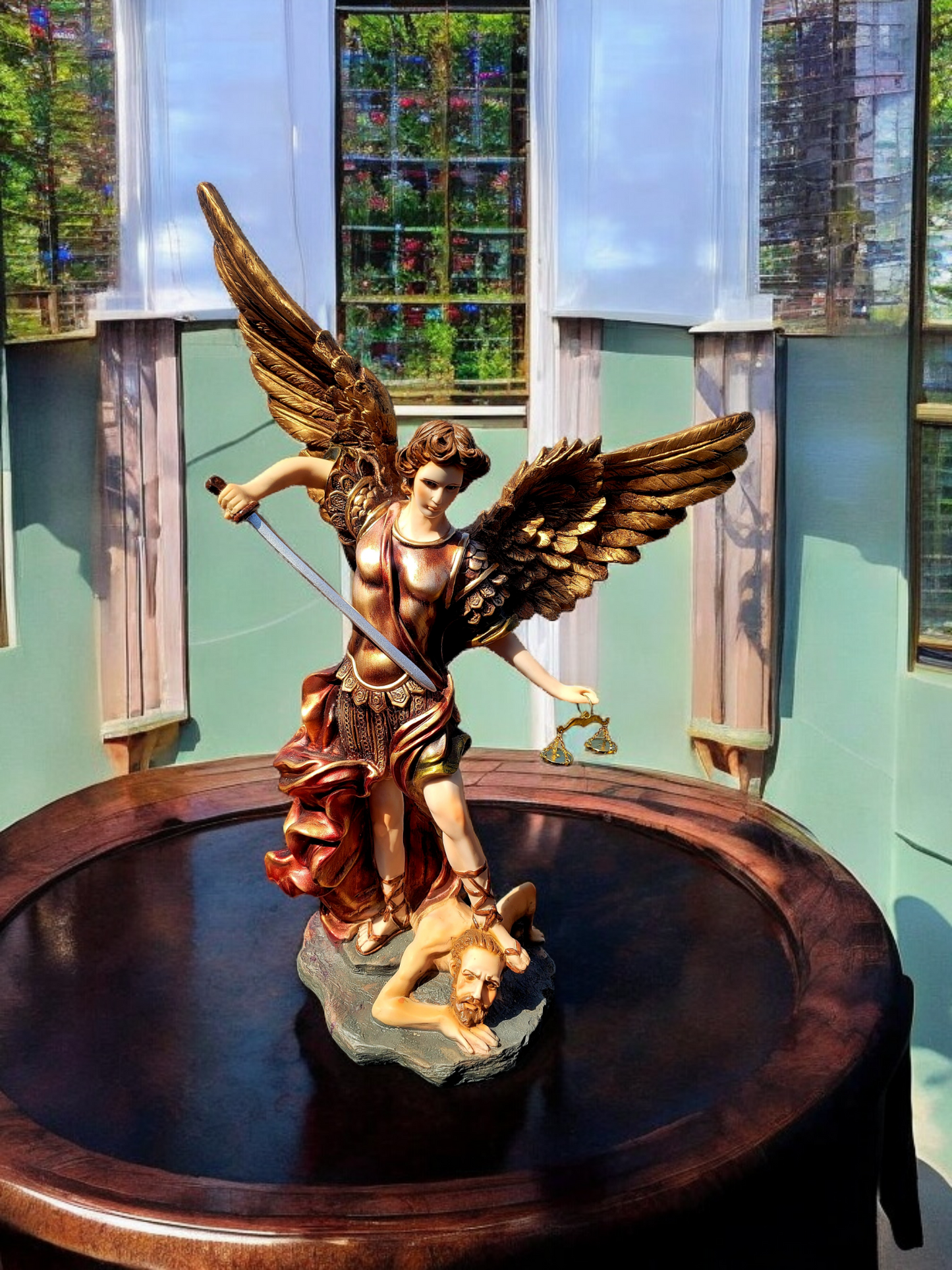 🗡️ 🪽Estatua del Arcángel Miguel: Protector y Guerrero Celestial🪽 🗡️
