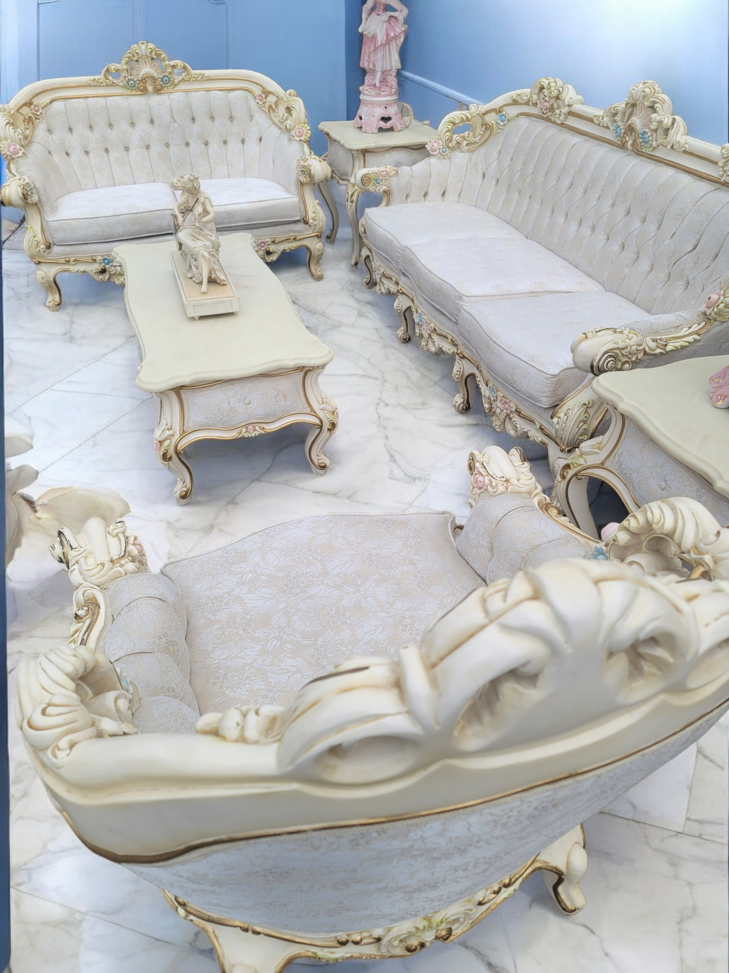 ✨ A Treasure of Classic Elegance: Dreamy Antique Room ✨