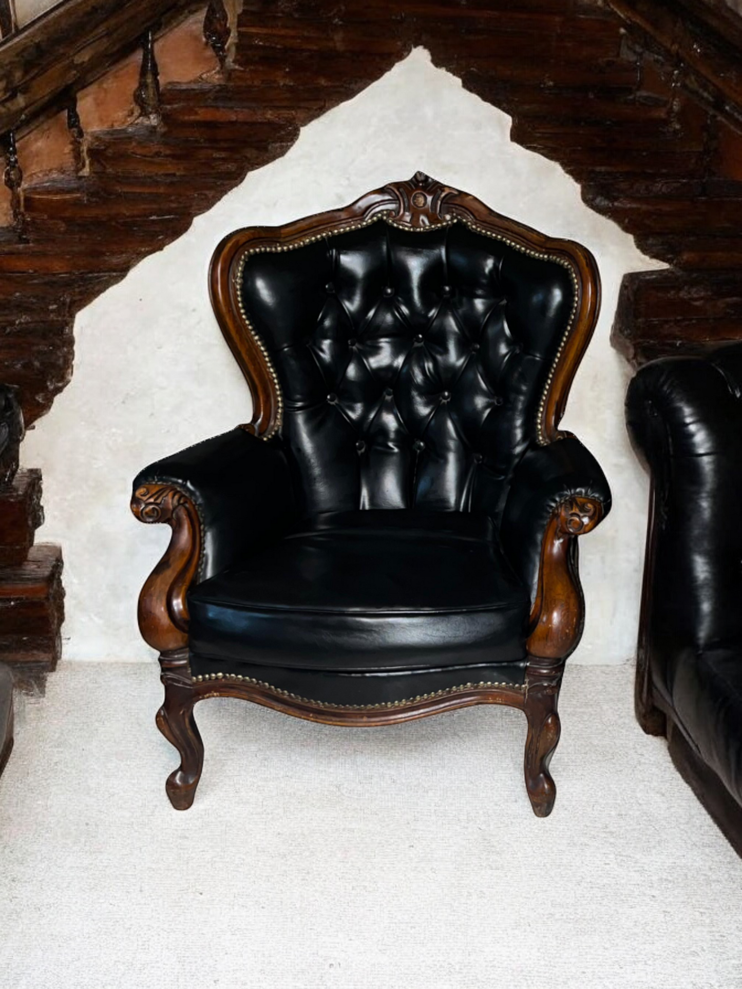 ✨ Un Tesoro de Elegancia Clásica: Sala Antigua de Ensueño ✨