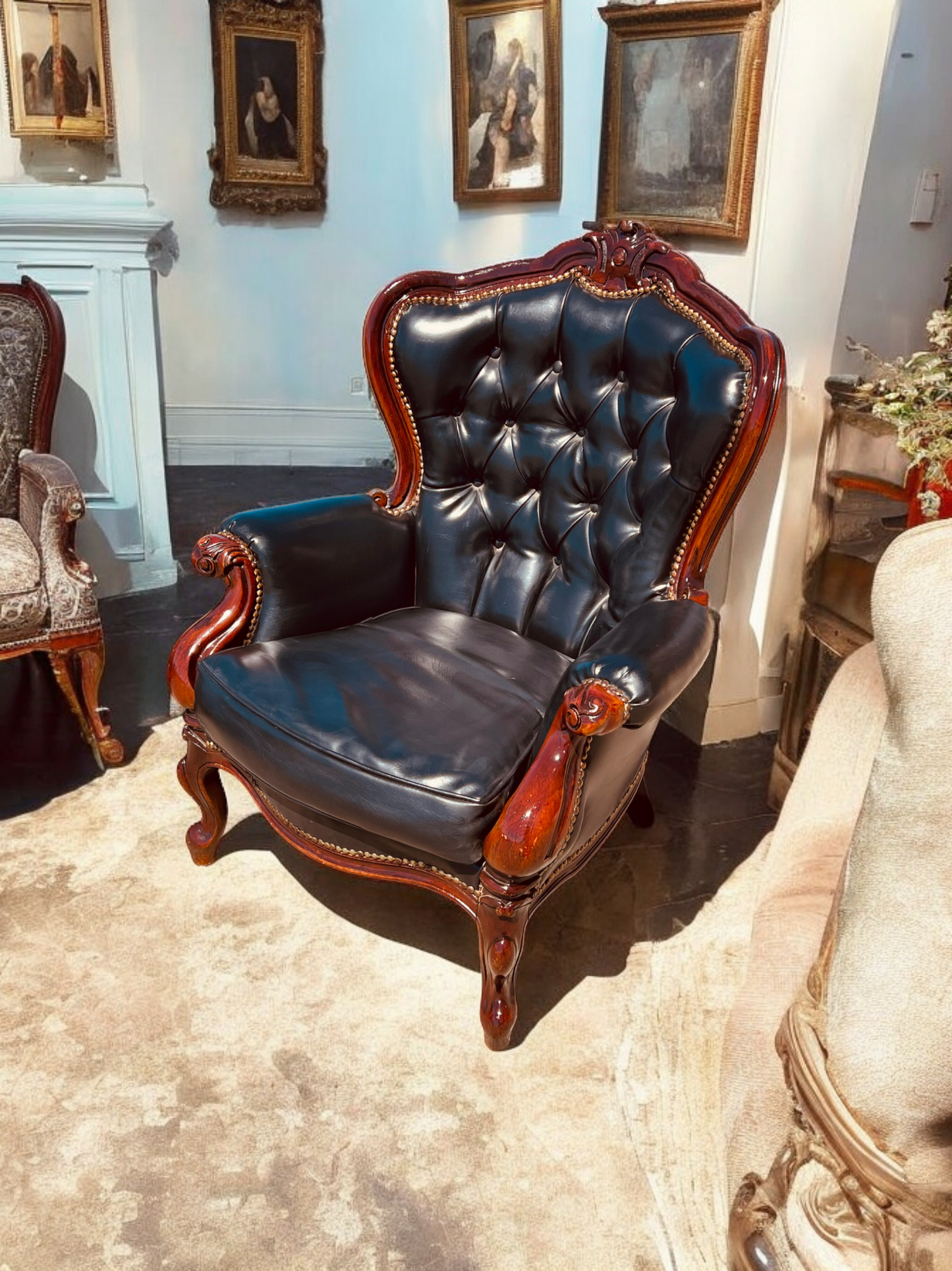 ✨ Un Tesoro de Elegancia Clásica: Sala Antigua de Ensueño ✨