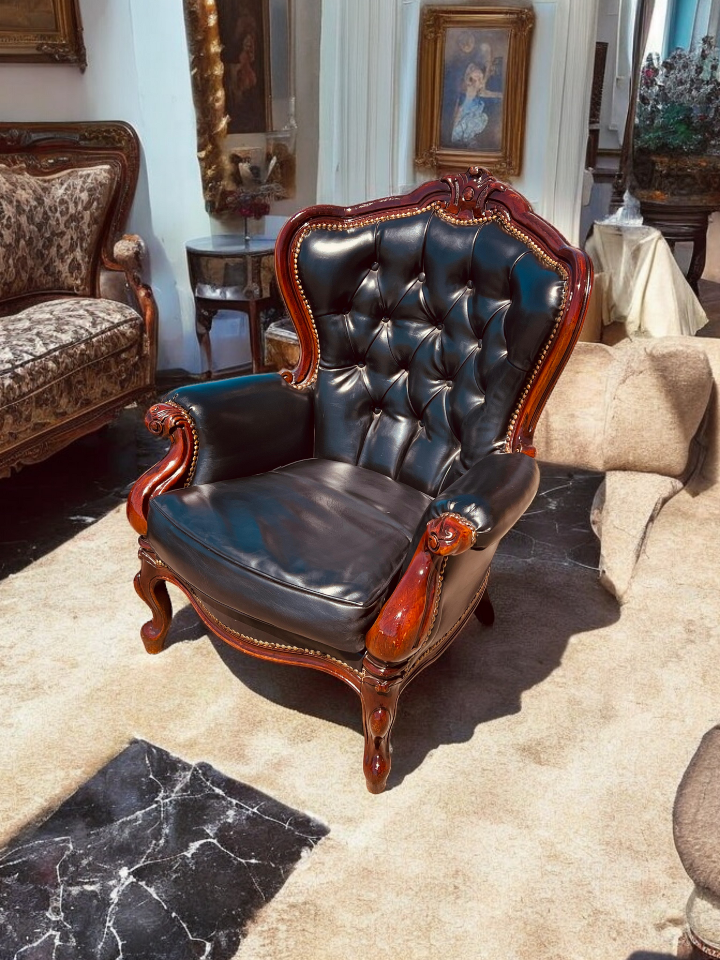 ✨ Un Tesoro de Elegancia Clásica: Sala Antigua de Ensueño ✨