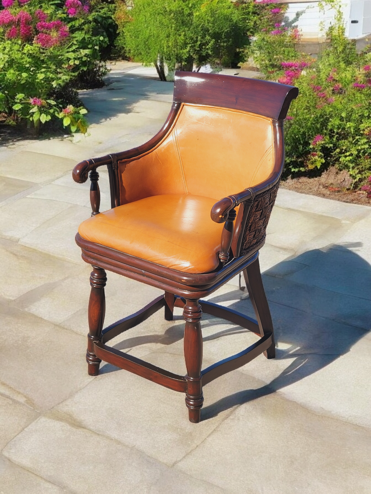 🏡🪑🪑🪑🪑 4 Bancos Tapizados En Piel! 🪑🪑🪑🪑🏡