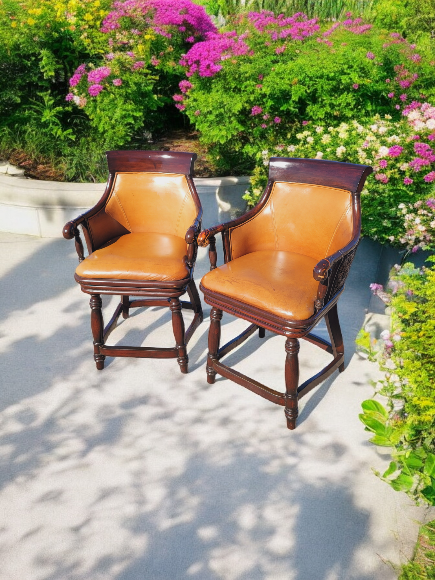 🏡🪑🪑🪑🪑 4 Bancos Tapizados En Piel! 🪑🪑🪑🪑🏡