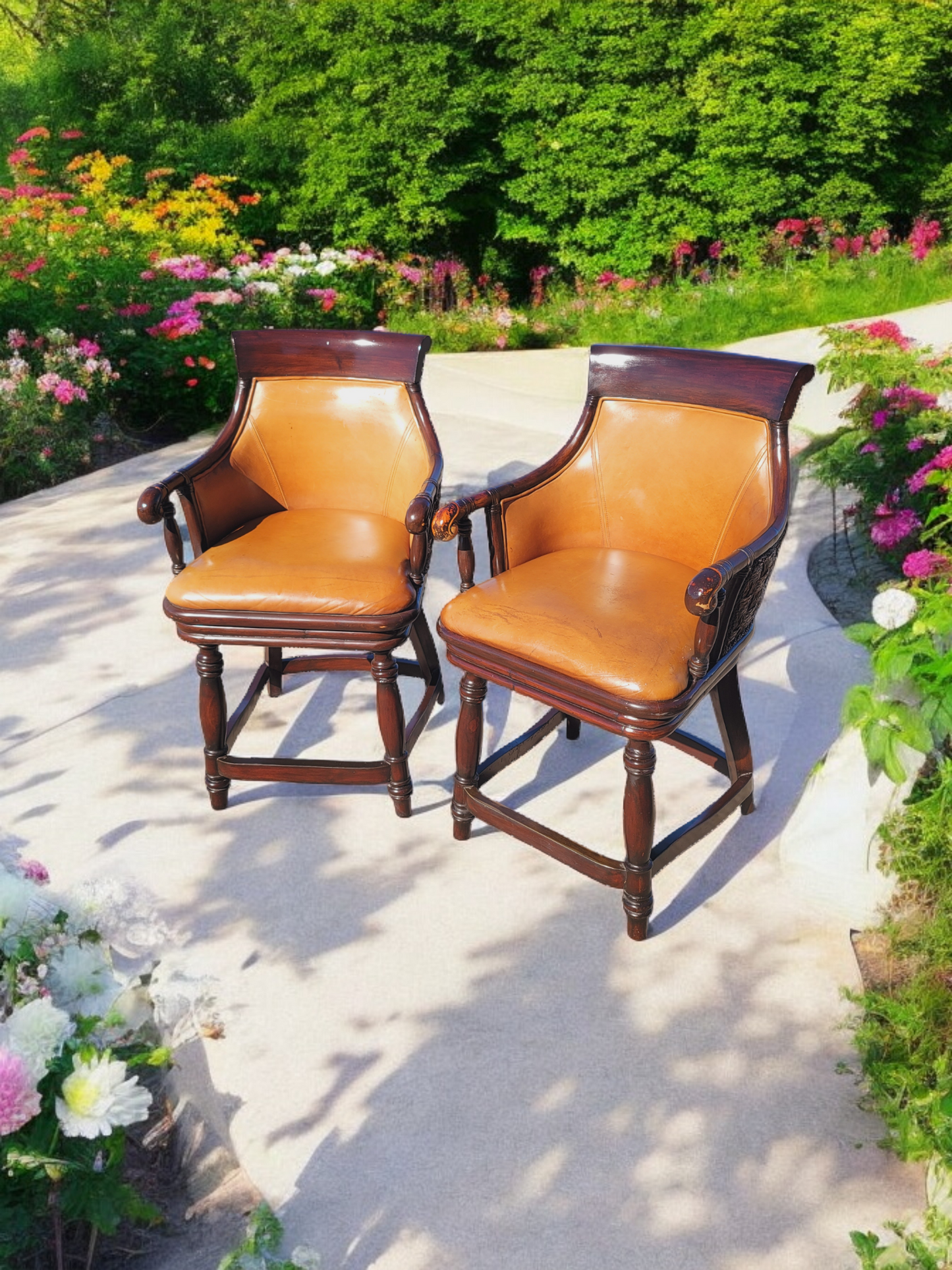 🏡🪑🪑🪑🪑 4 Bancos Tapizados En Piel! 🪑🪑🪑🪑🏡