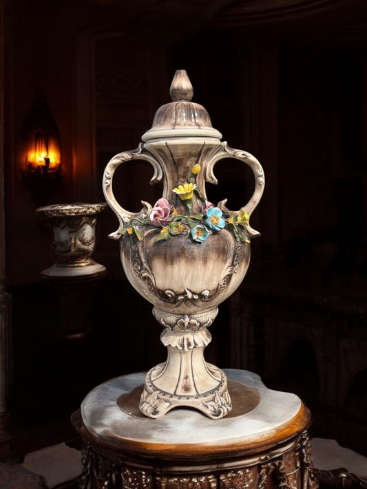 🌺🌼🏺Jarrón y Tapa Capo Del Monte con Incrustaciones Florales del Siglo XIX en Venta 🏺🌼🌺