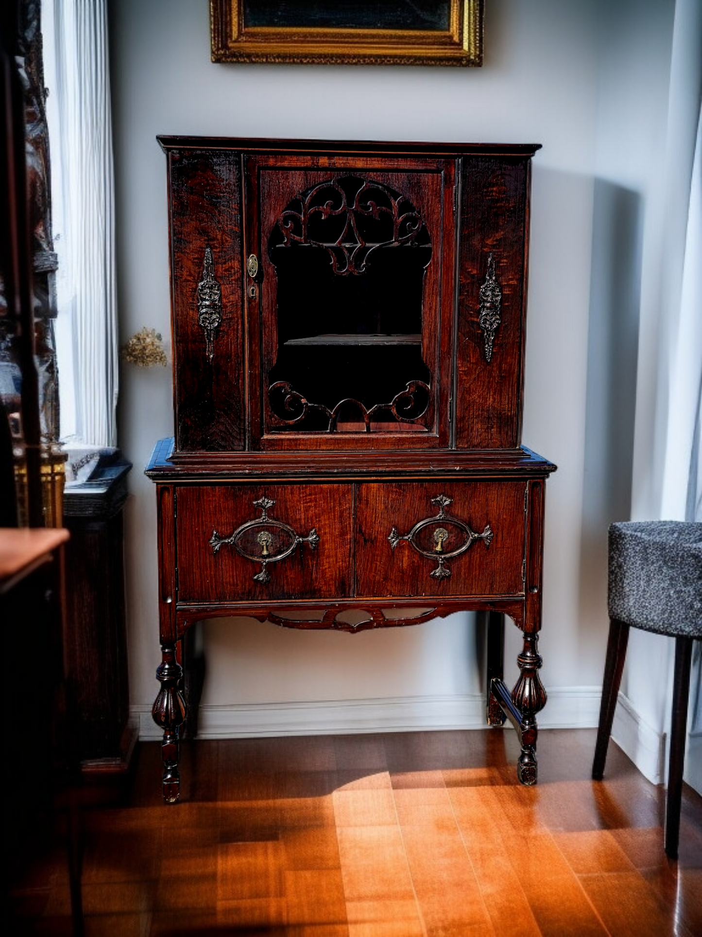 📜🏛️ 📜Vitrina Antigua de Madera De Caoba – Elegancia Centenaria📜🏛️ 📜