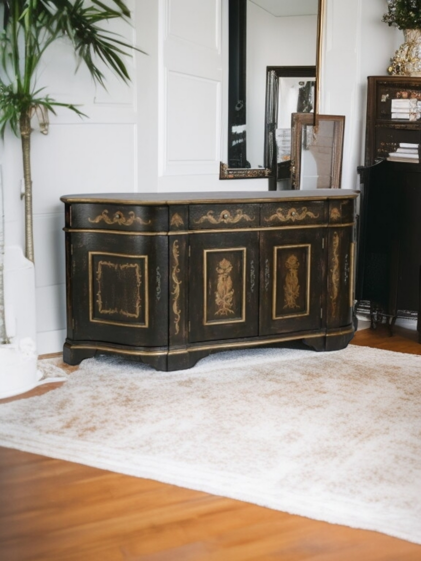 🌿Bufetero Clásico con Ave Fénix – Obra Maestra de Ultimate Accents🌿