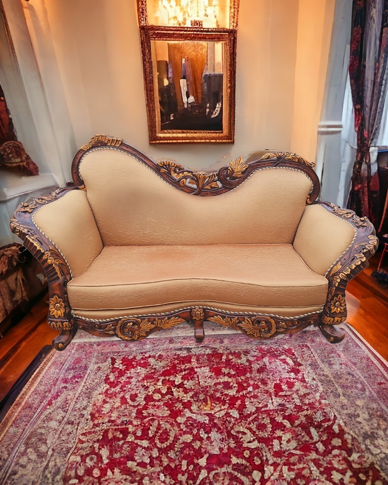 ✨ Un Tesoro de Elegancia Clásica: Sala Antigua de Ensueño ✨