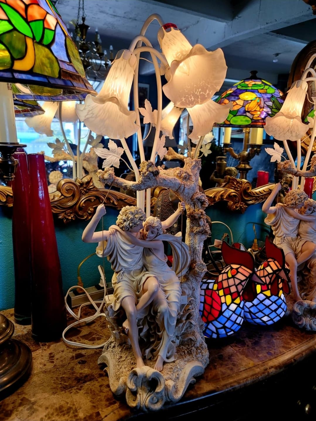 🕯️Par de Lámparas Vintage con Esculturas de Enamorados🕯️