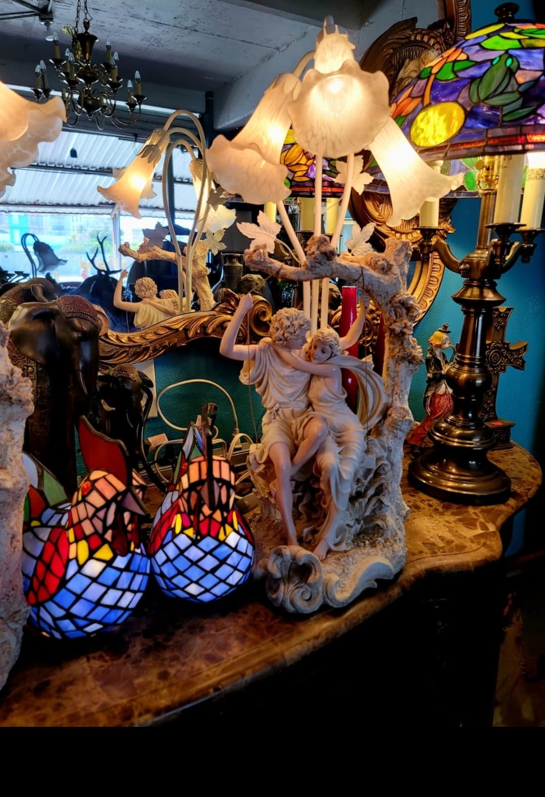 🕯️Par de Lámparas Vintage con Esculturas de Enamorados🕯️