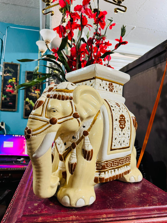💚🐘💚🖼️ 🐘 Taburete Elefante de Cerámica Vintage – Elegancia Asiática con Espíritu Artesanal 💚🐘💚