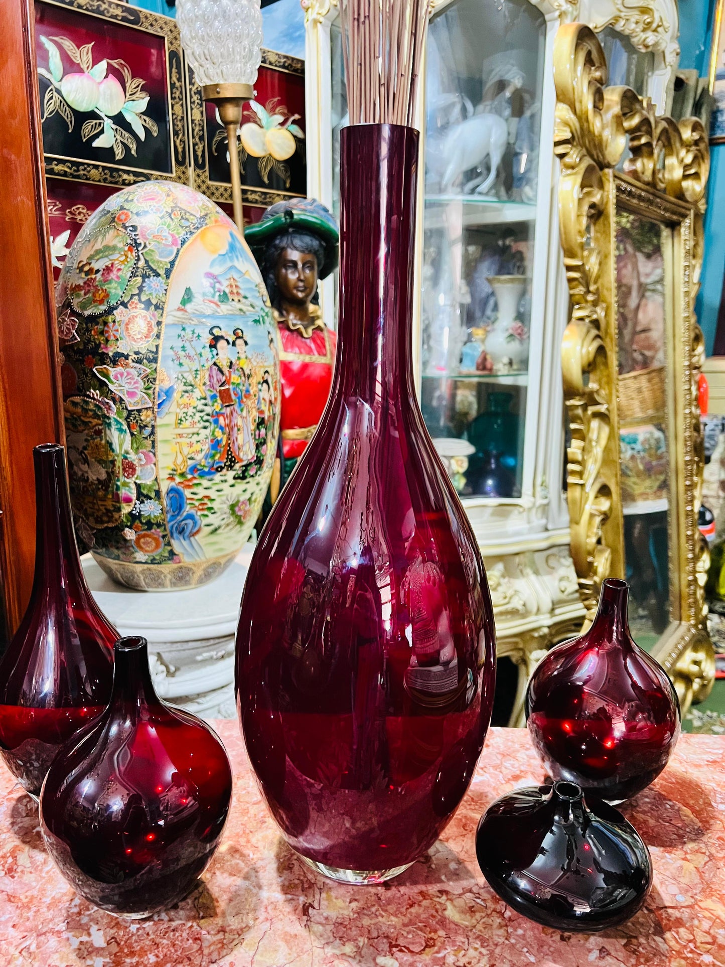 🕊️ Jarrones Rojos Rubí – Diseño Clásico Escandinavo que Ilumina tu Espacio 💎