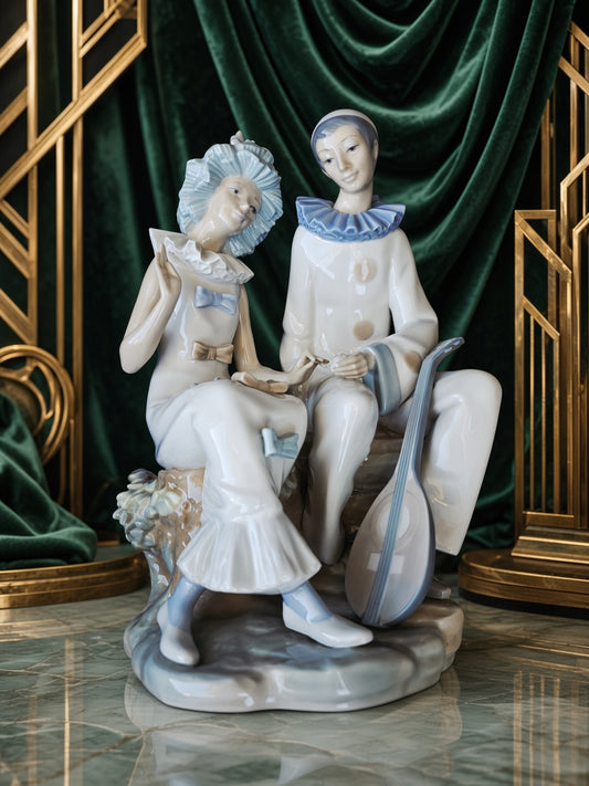 Pareja de Pierrot y Pierrette con Mandolina NAO by Lladro✨️🎭