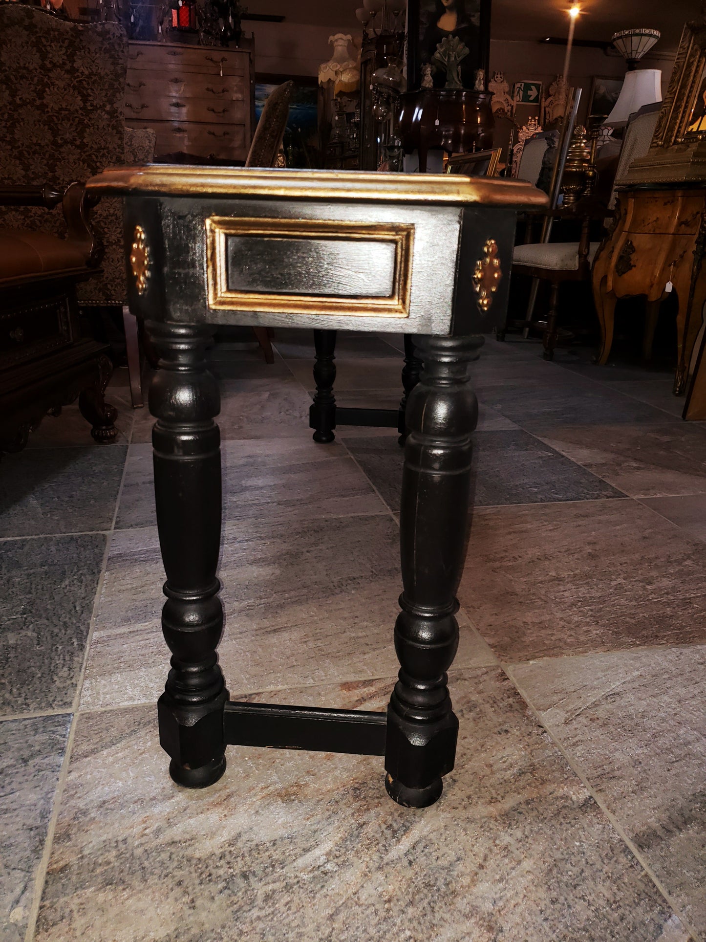 🍀🖤Credenza de madera en tonos color negro y oro antiguo🖤🍀