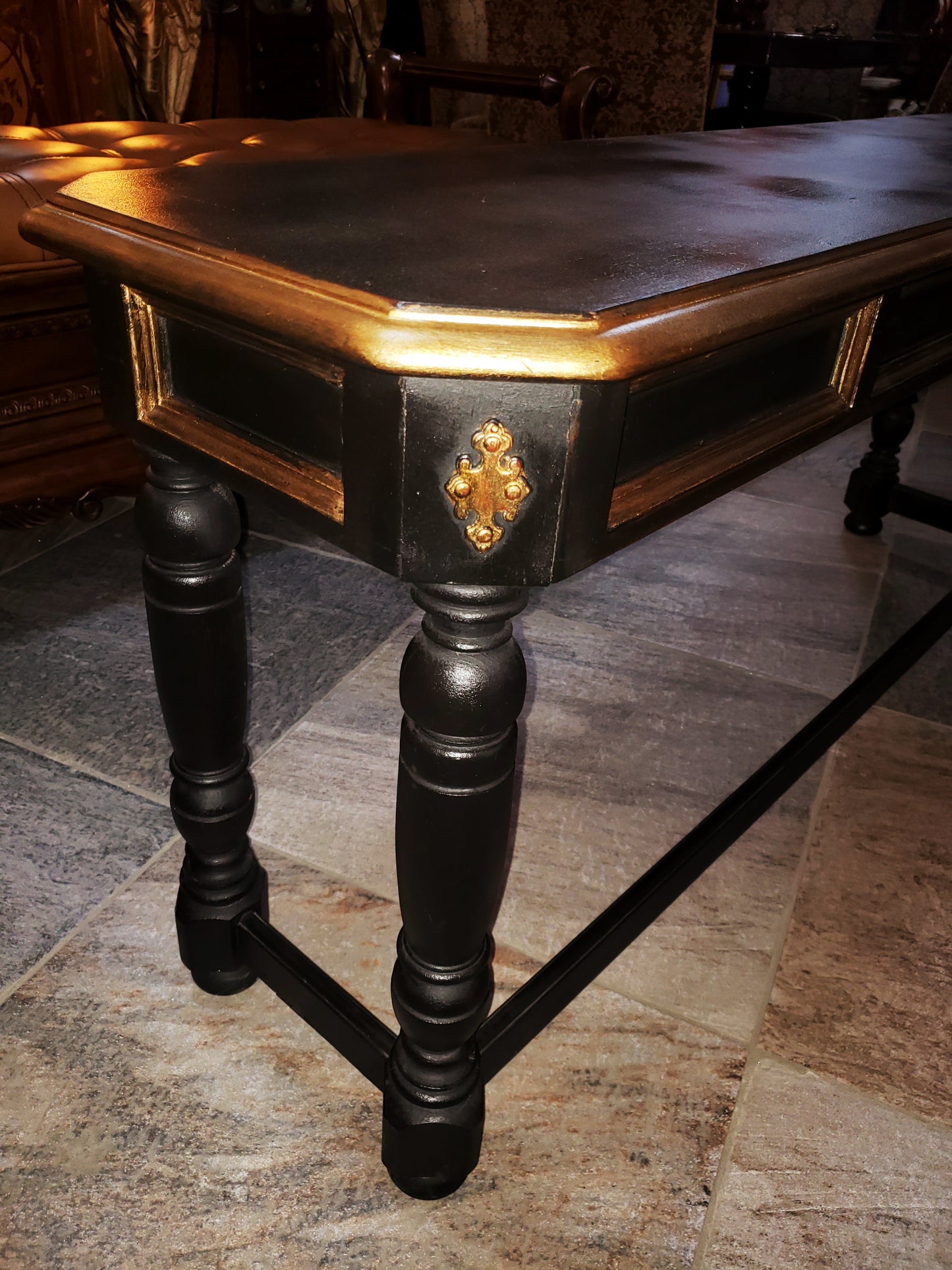 🍀🖤Credenza de madera en tonos color negro y oro antiguo🖤🍀