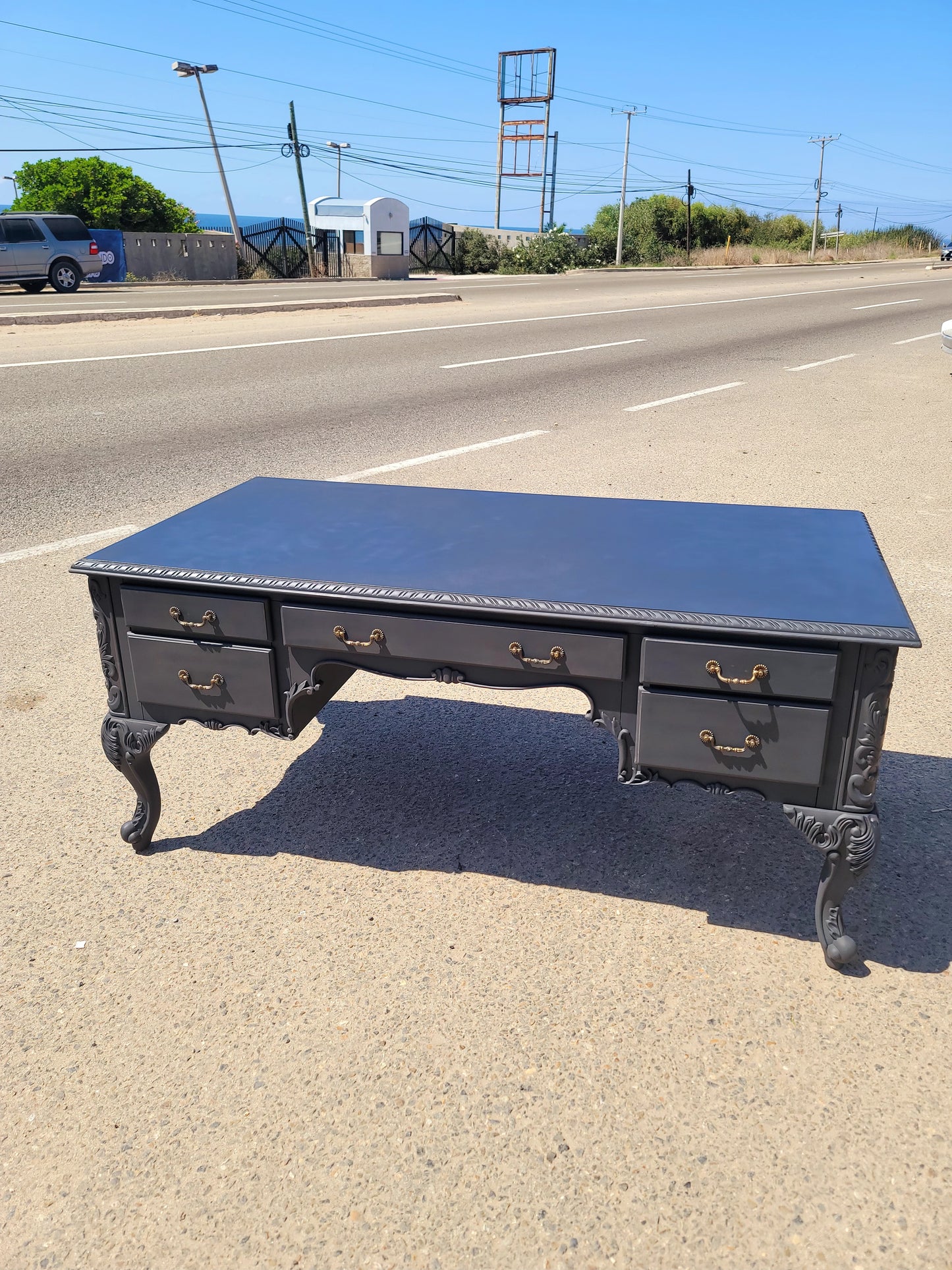 🌟Classic Matte Black Wooden Desk🌟