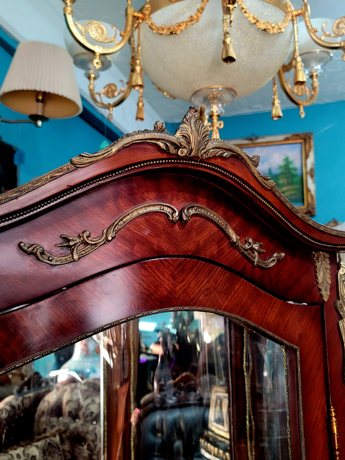 Exquisita Vitrina Francesa de Epoca | Disponible en Rosarito Antiques 🇫🇷