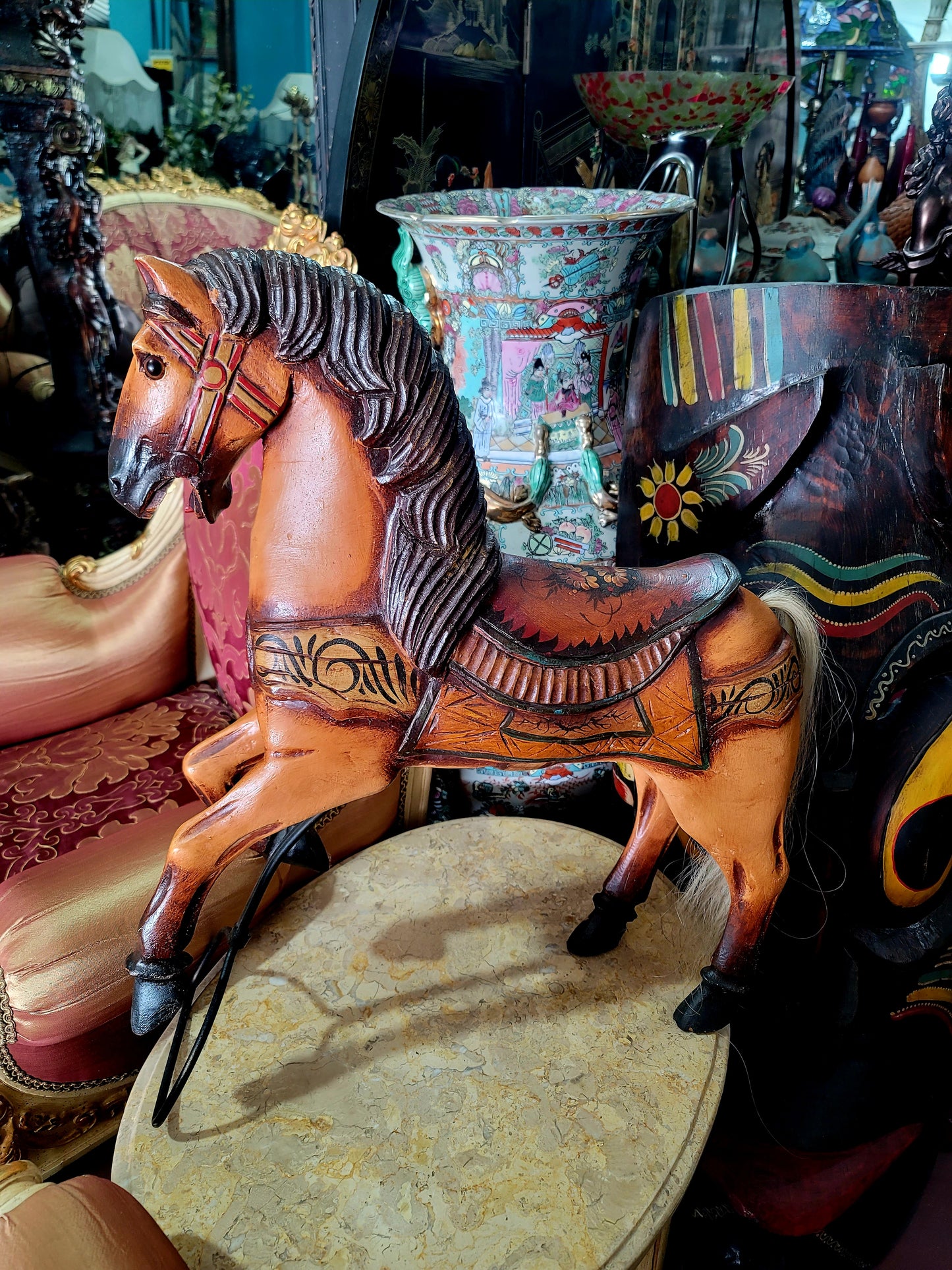 🐎🌿Descubre esta exquisita figura de caballito tallado en madera🌿🐎