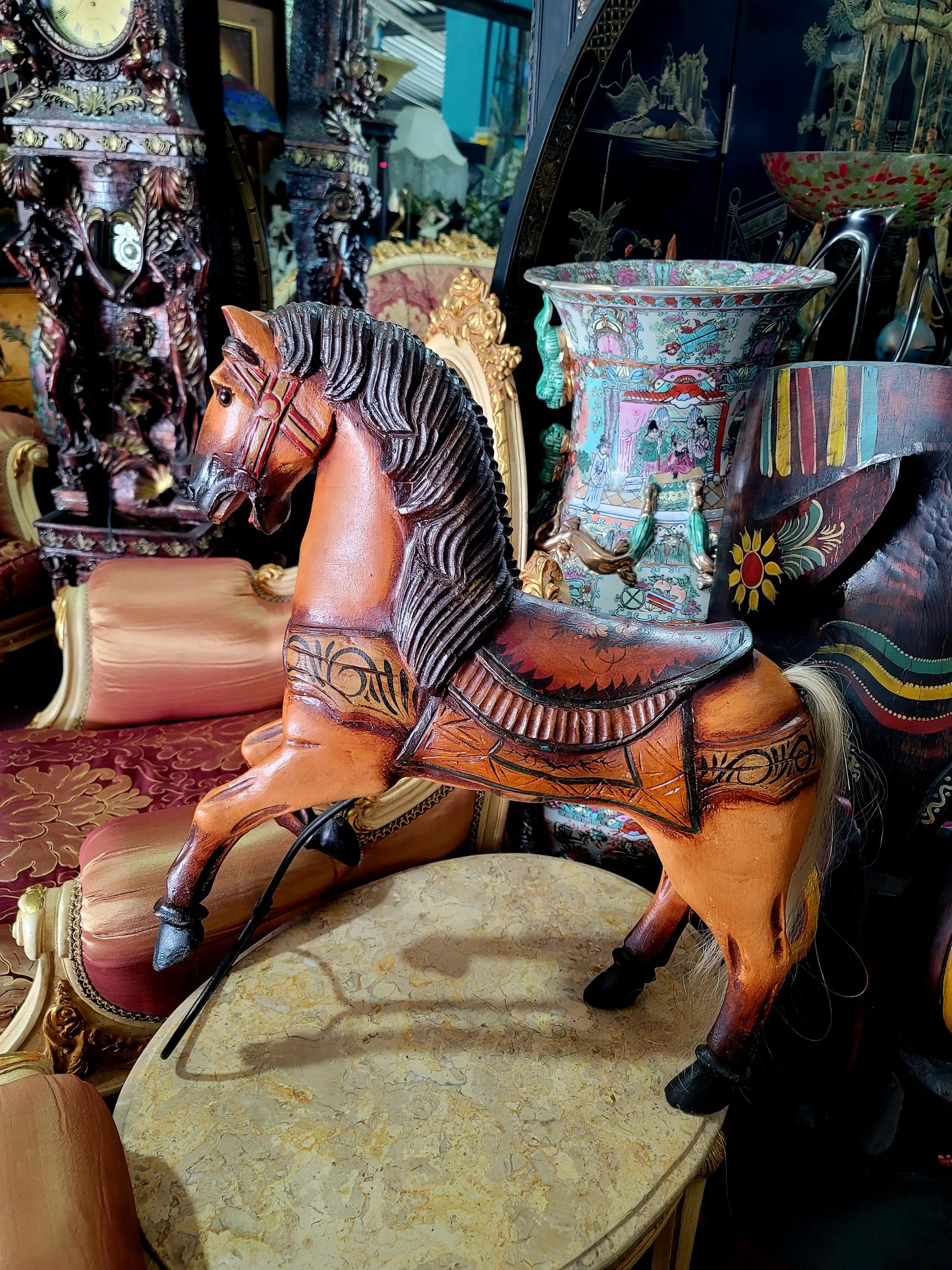 🐎🌿Descubre esta exquisita figura de caballito tallado en madera🌿🐎