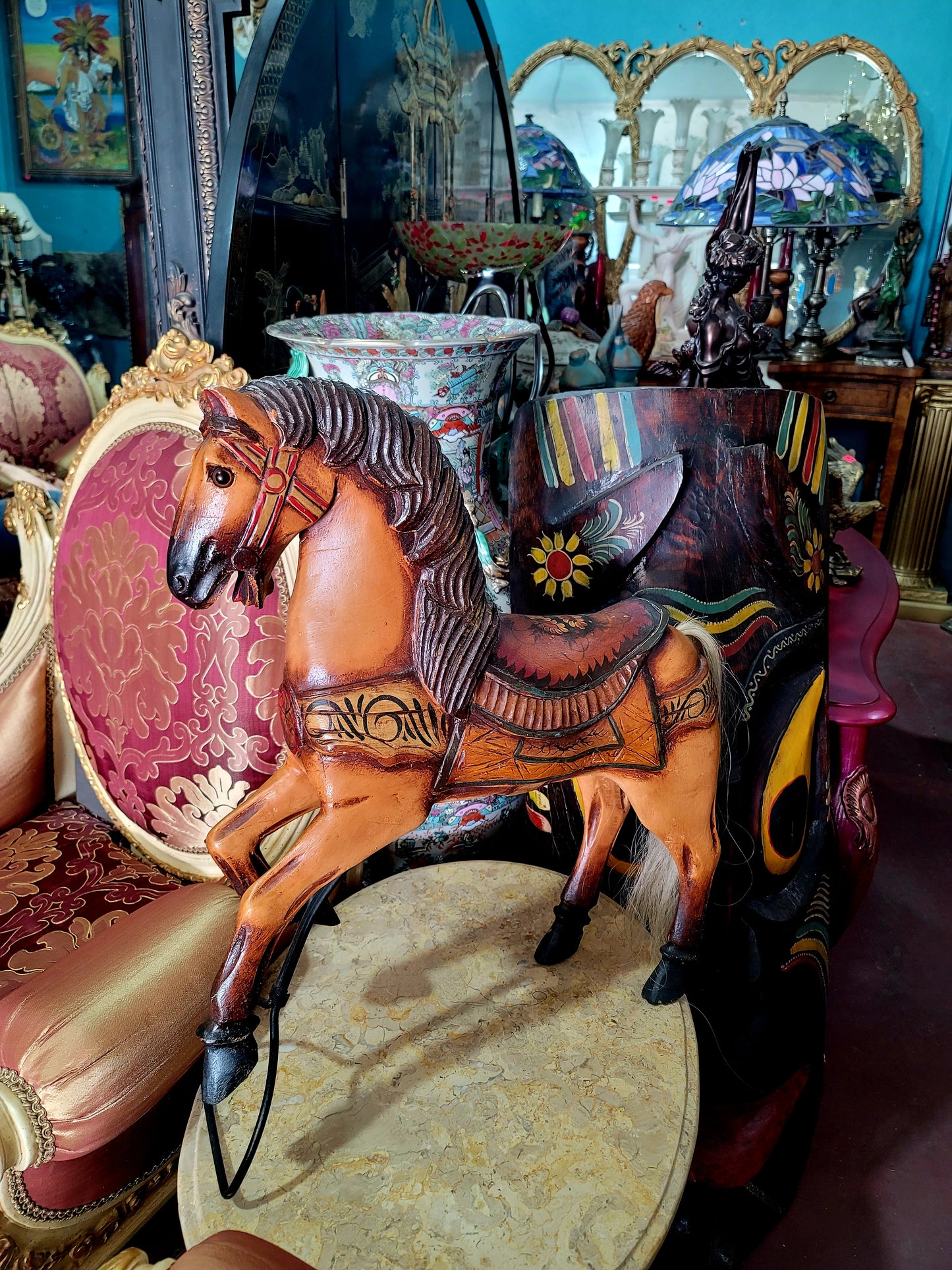 🐎🌿Descubre esta exquisita figura de caballito tallado en madera🌿🐎
