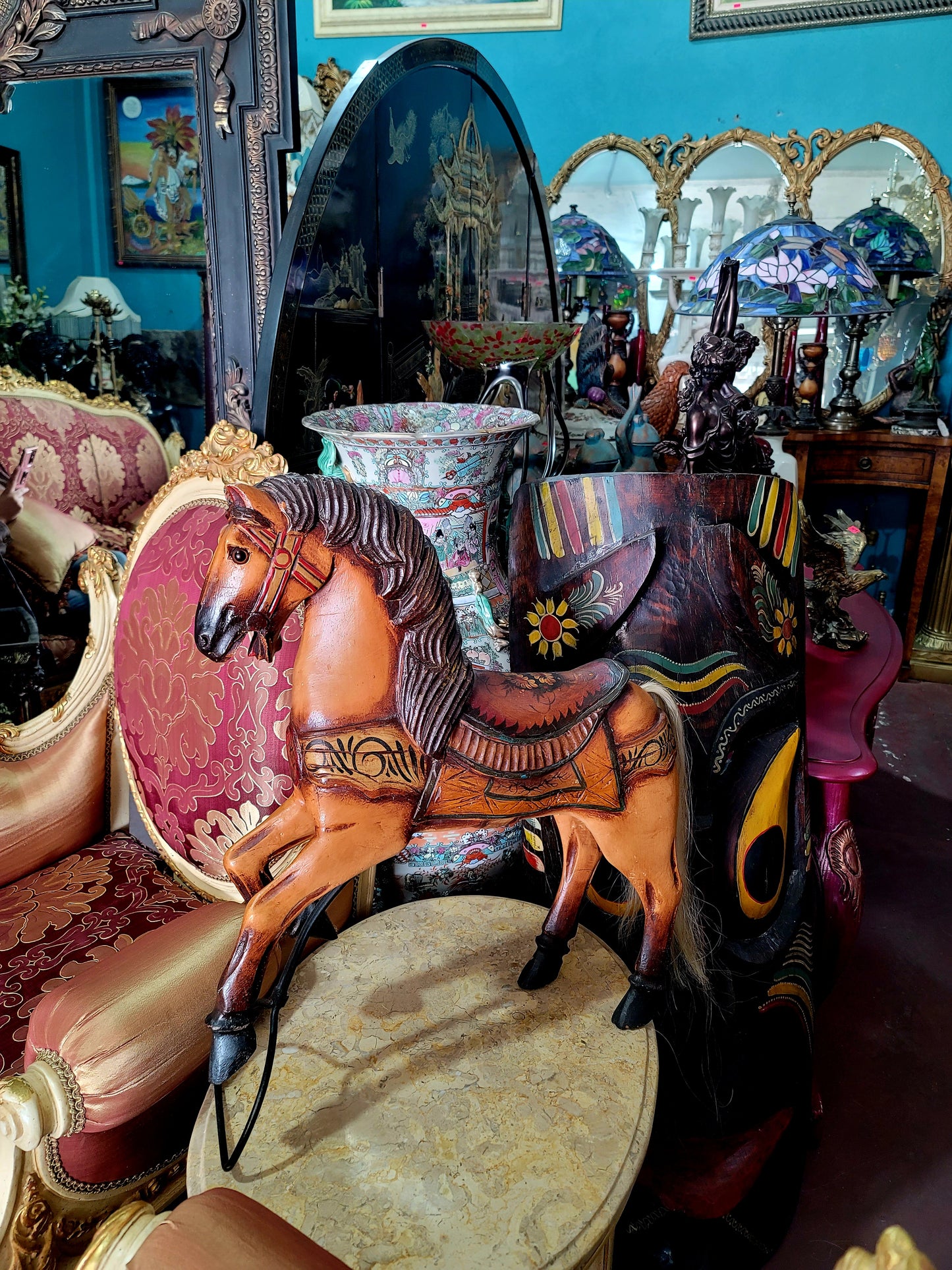 🐎🌿Descubre esta exquisita figura de caballito tallado en madera🌿🐎