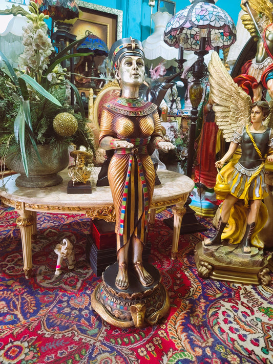 Egyptian Sculpture Egyptian Queen's Servant: A Work of Functional Art⚖️