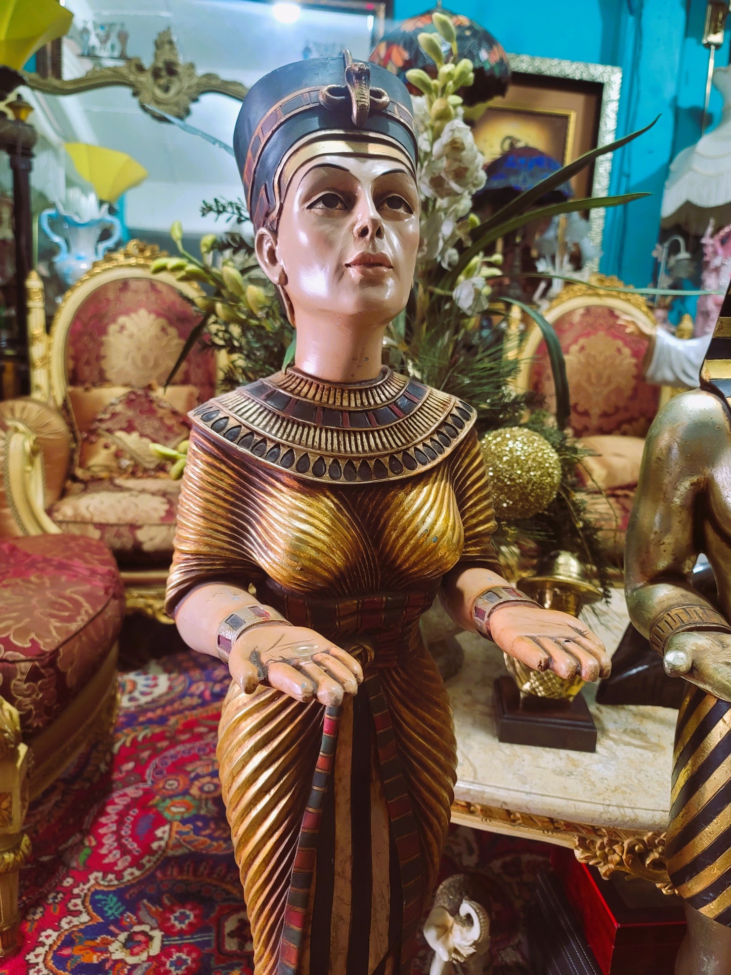 Egyptian Sculpture Servant of the Egyptian Queen: A Functional Work of Art⚖️