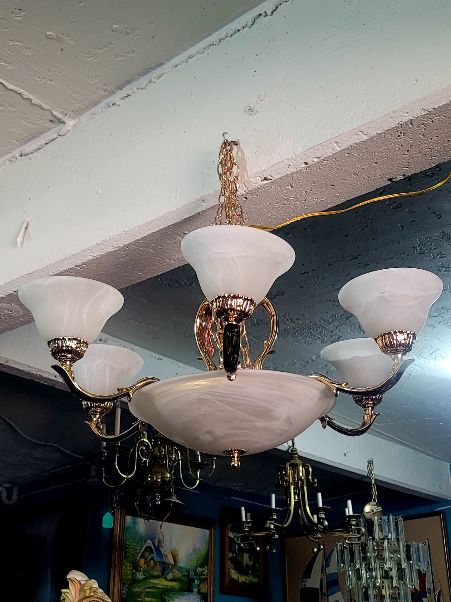 🔱🌟Brilliant: 12-Armed Brass Chandelier 🌟🔱