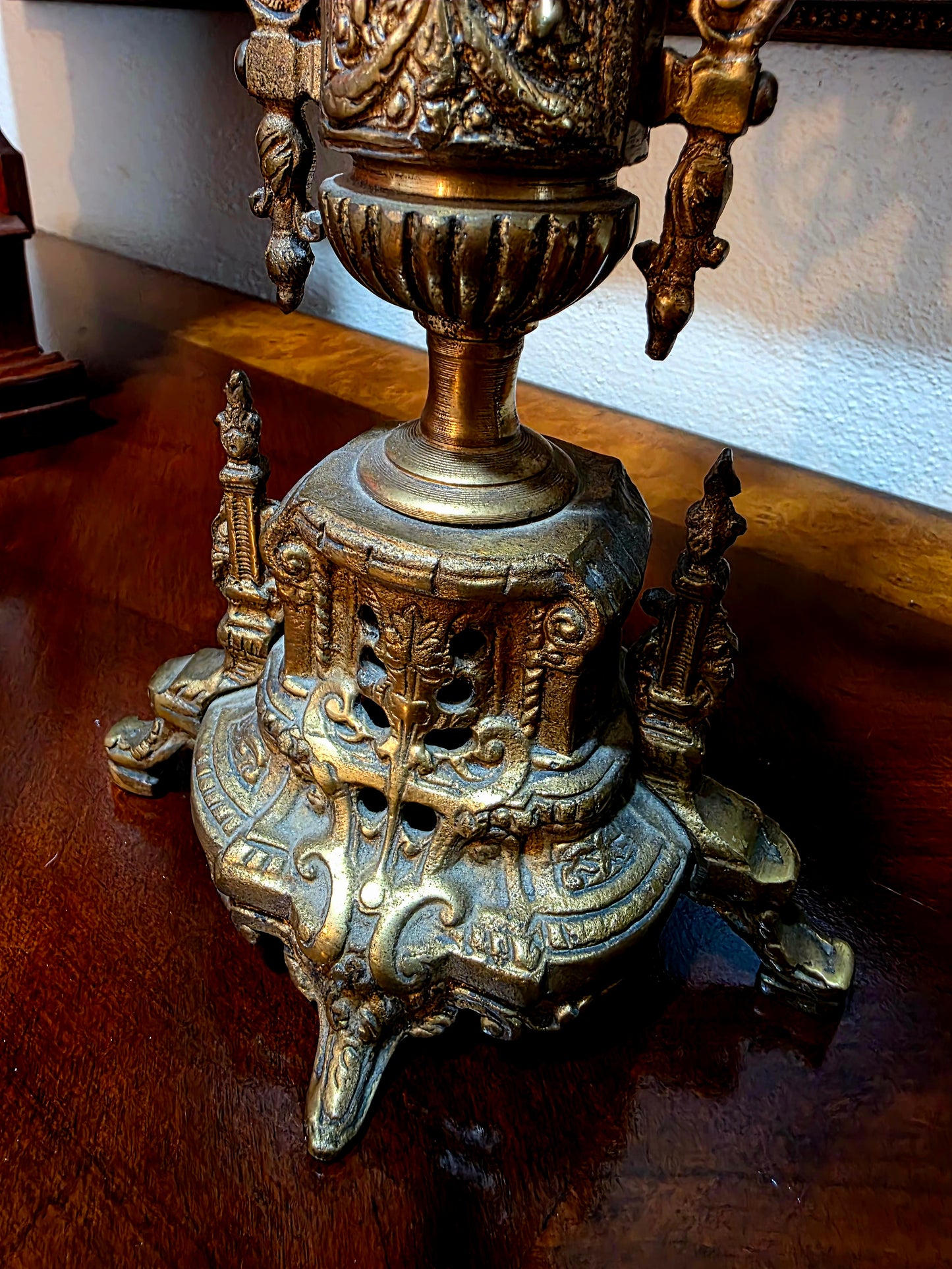 🕰️✨ Majestic Bronze Clock and Candlestick Set – Classical German Art of the 19th Century ✨🕰️