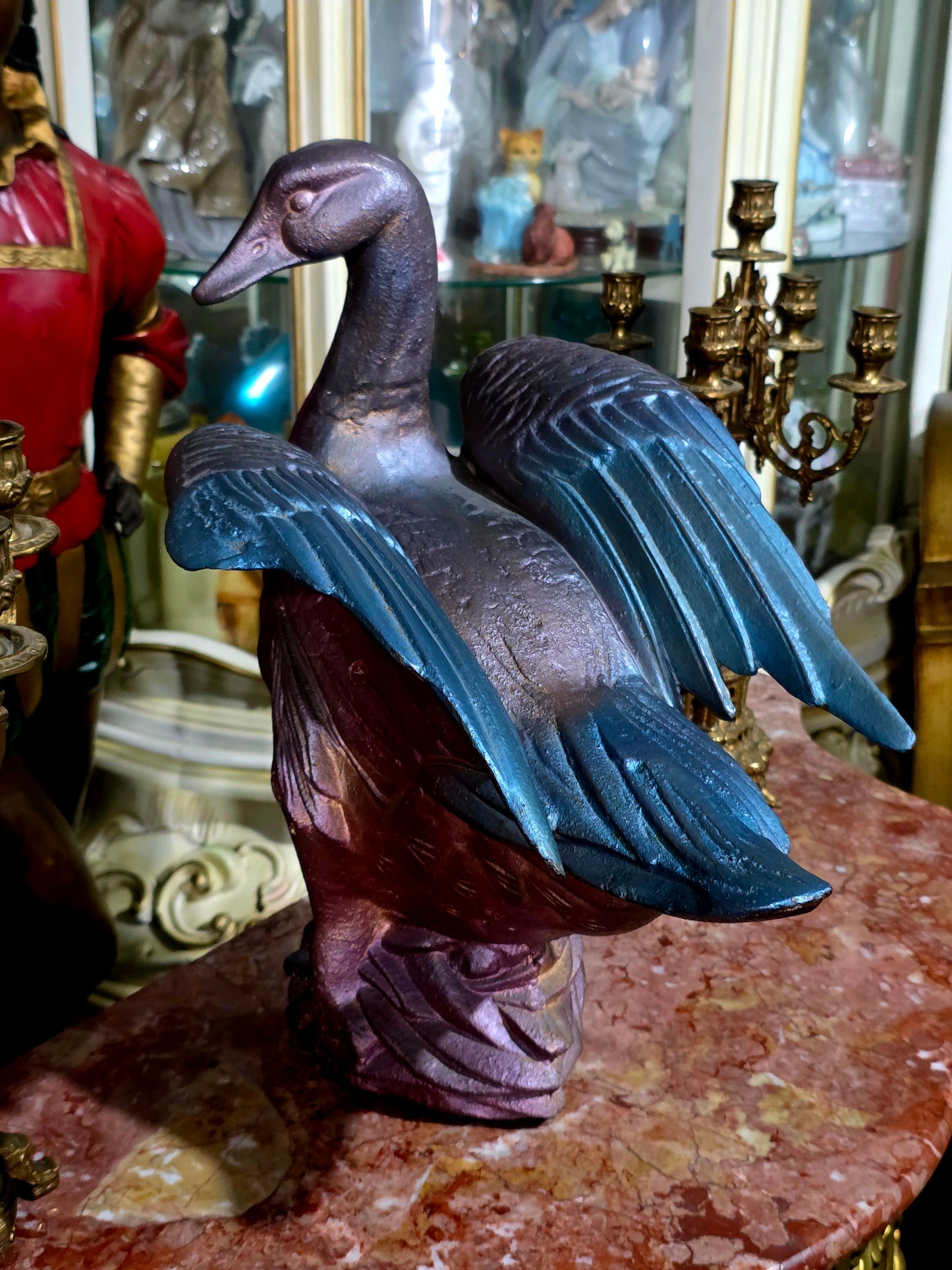🦢 Escultura de Ave en Hierro Fundido – Elegancia y Fuerza Atemporal🦢
