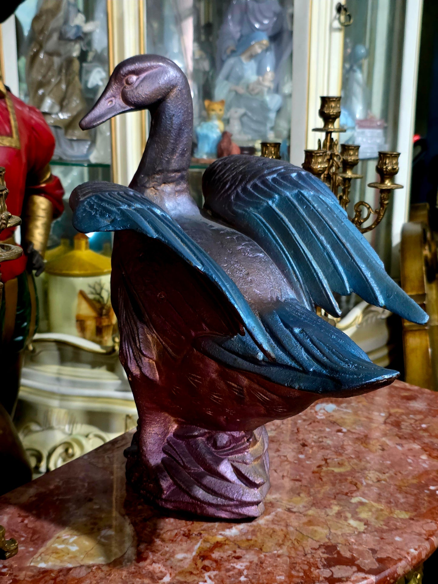 🦢 Escultura de Ave en Hierro Fundido – Elegancia y Fuerza Atemporal🦢