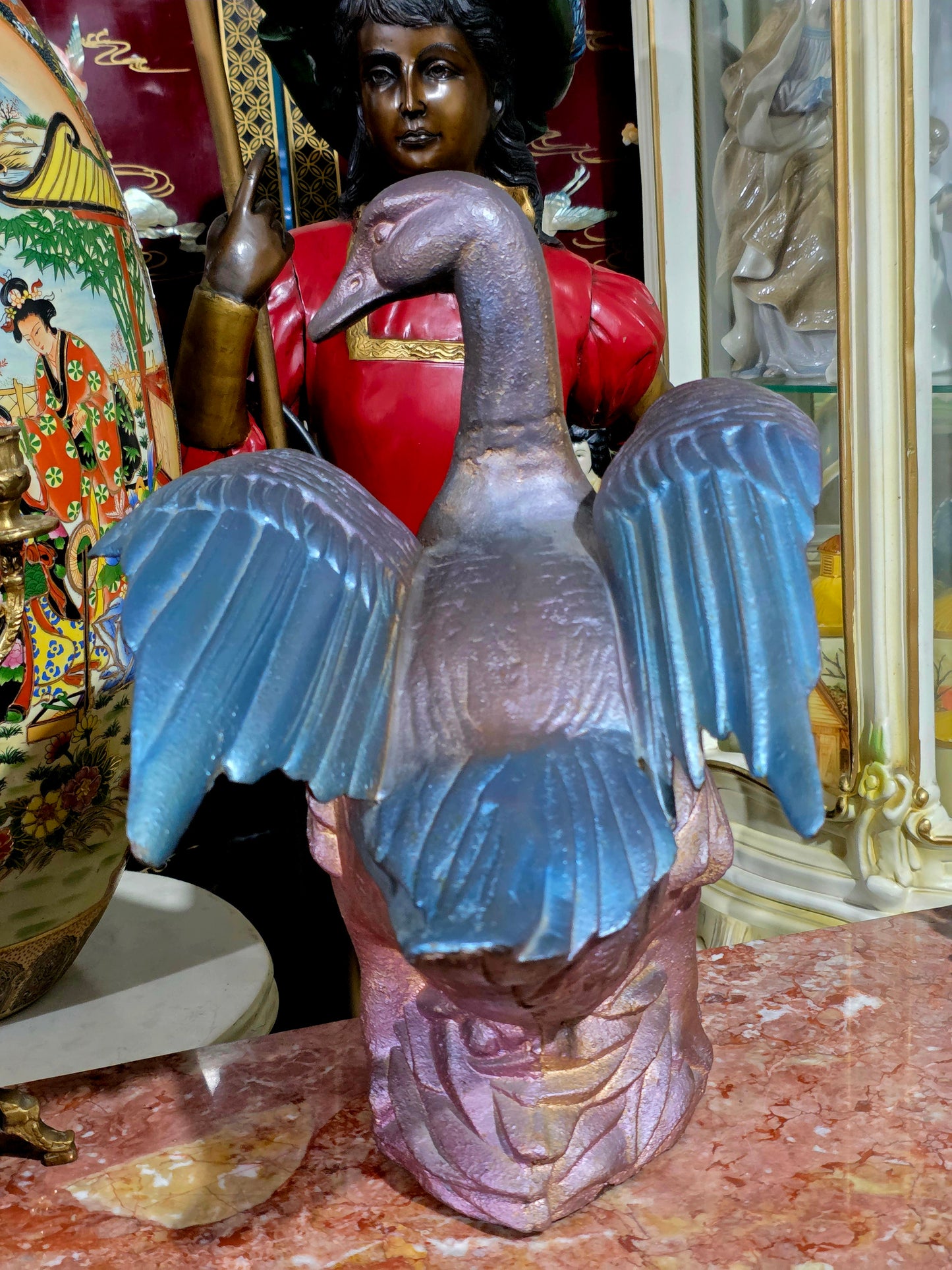 🦢 Escultura de Ave en Hierro Fundido – Elegancia y Fuerza Atemporal🦢