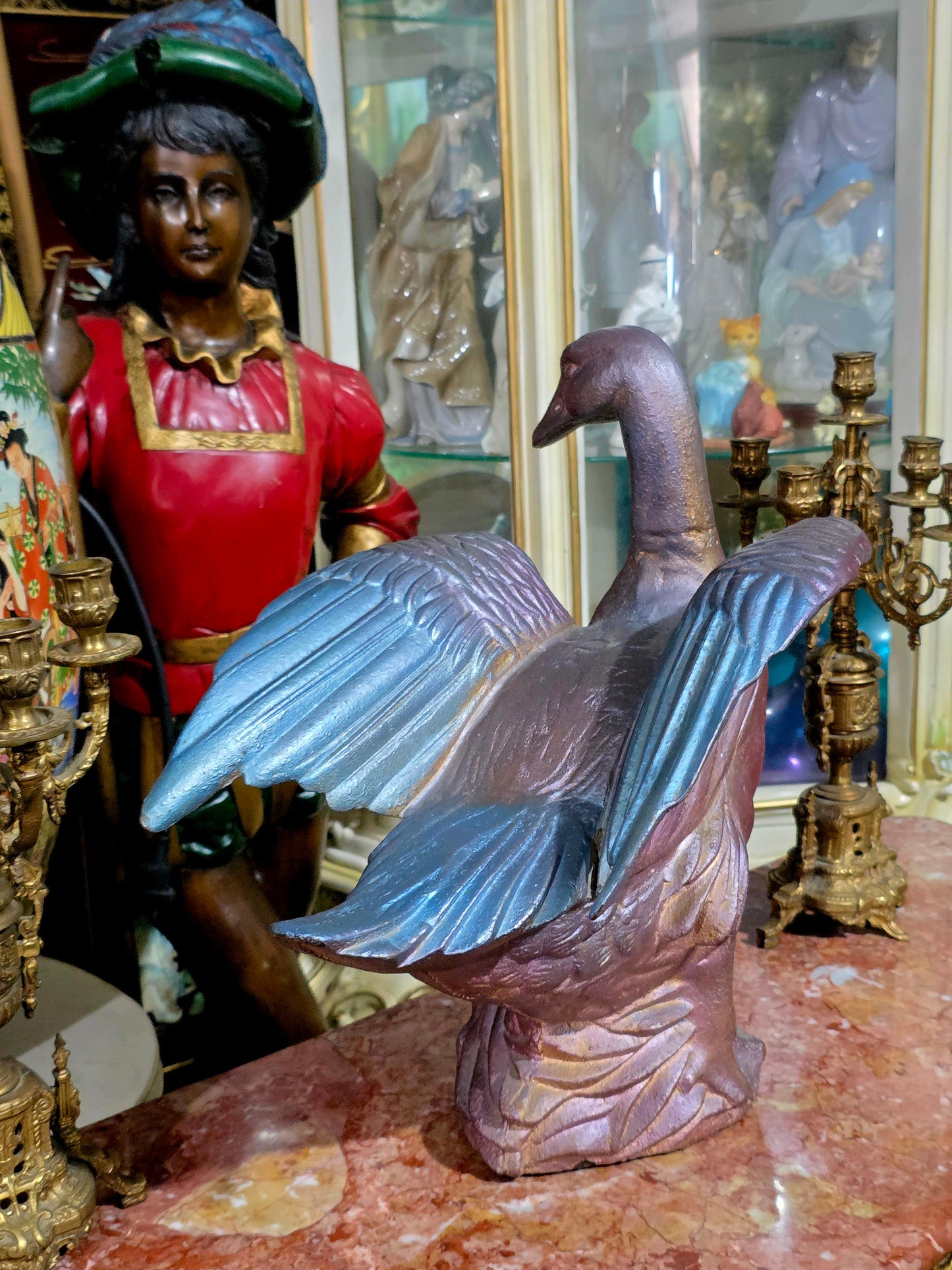 🦢 Escultura de Ave en Hierro Fundido – Elegancia y Fuerza Atemporal🦢