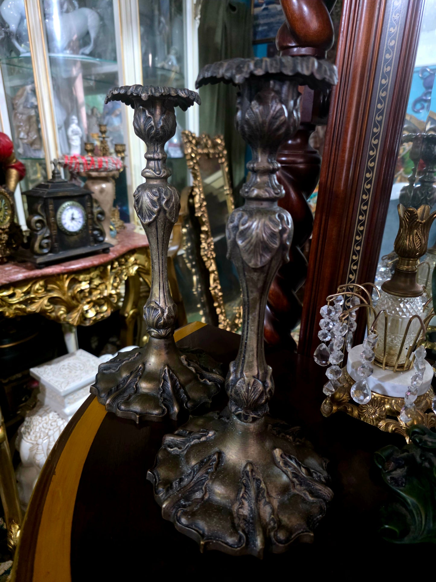 🔥🕯️🔥 Par de Candelabros Antiguos en Bronce 🔥🕯️🔥