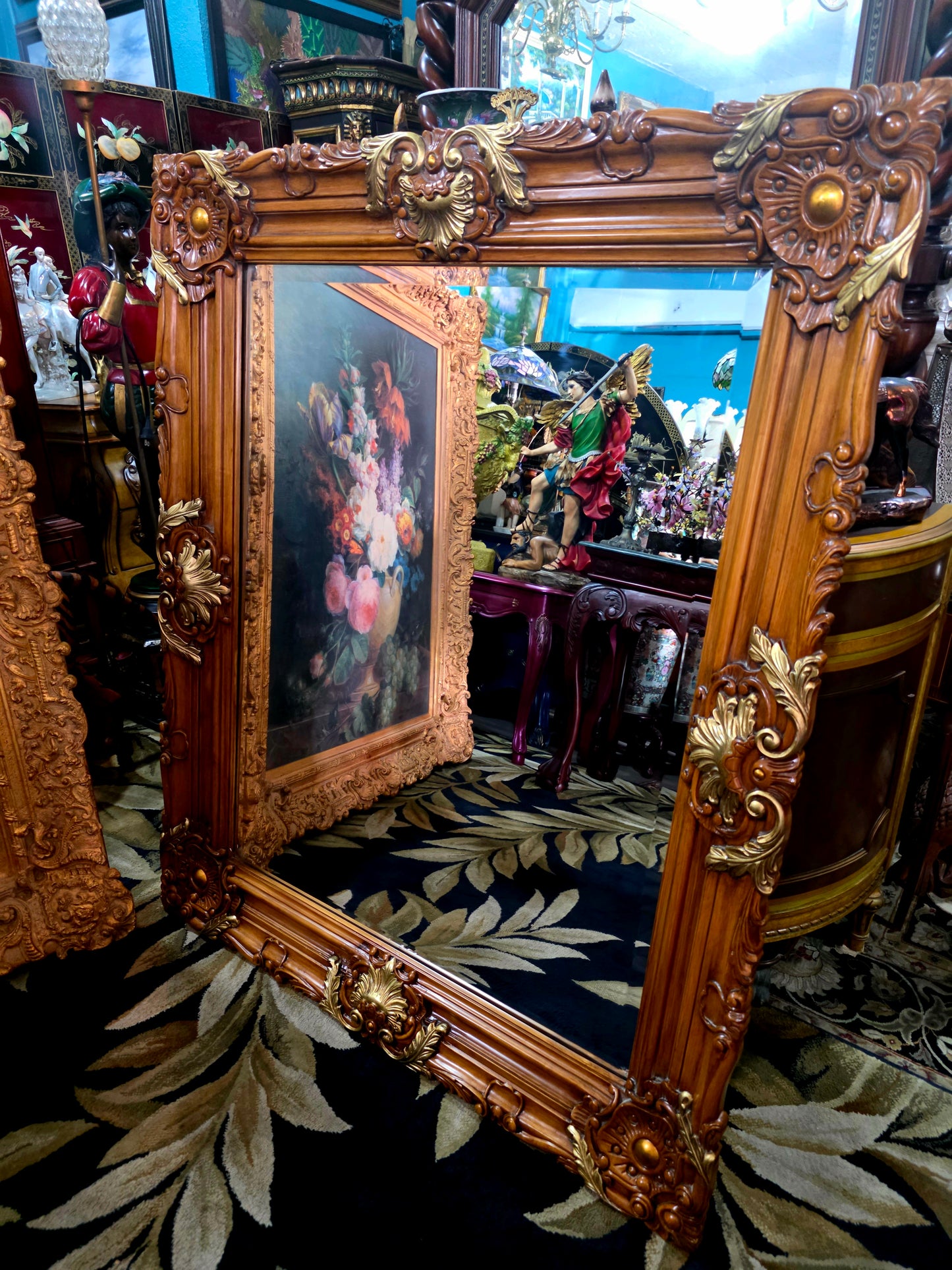 🪞 Espejo de Epoca con Marco Tallado a Mano – Nobleza en Madera y Reflejo 🪞